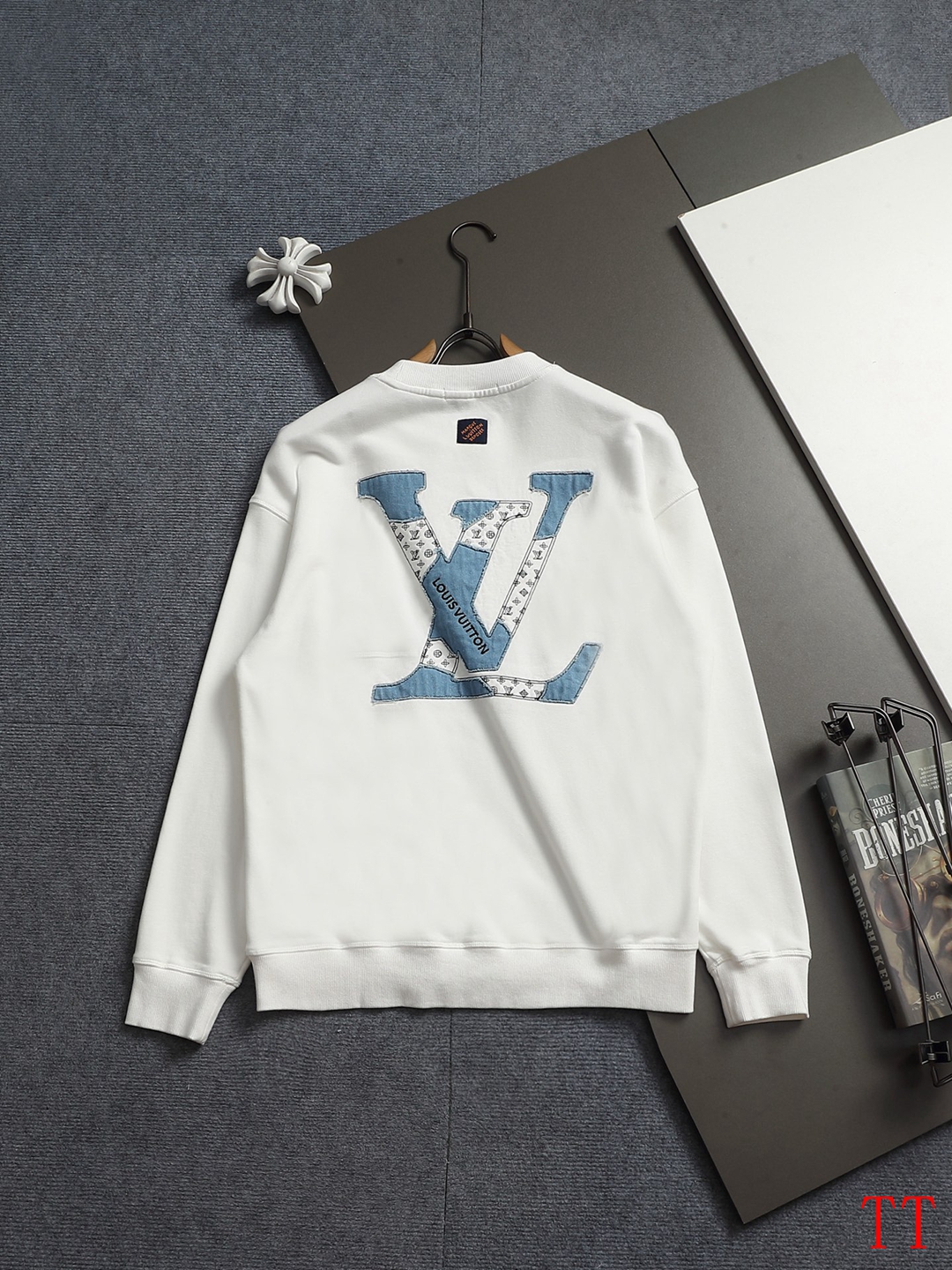 Cheap Louis Vuitton Hoodies in 218092, $60 USD- [IB218092] - Replica Louis Vuitton Hoodies