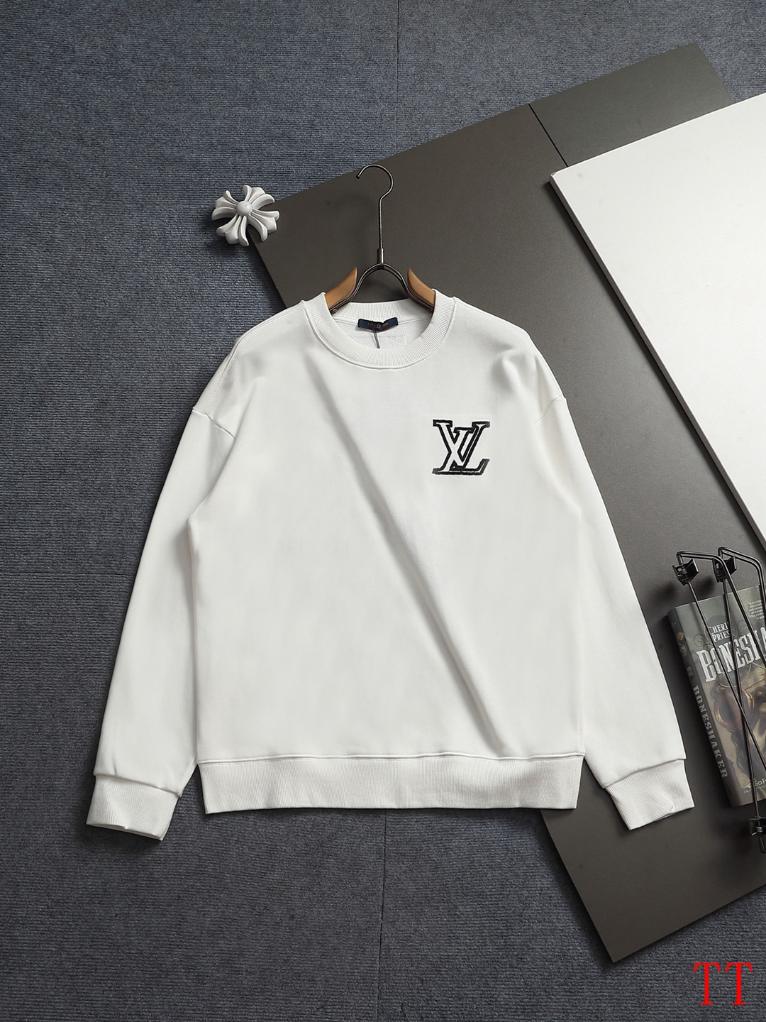Cheap Louis Vuitton Hoodies in 218097, $60 USD- [IB218097] - Replica Louis Vuitton Hoodies