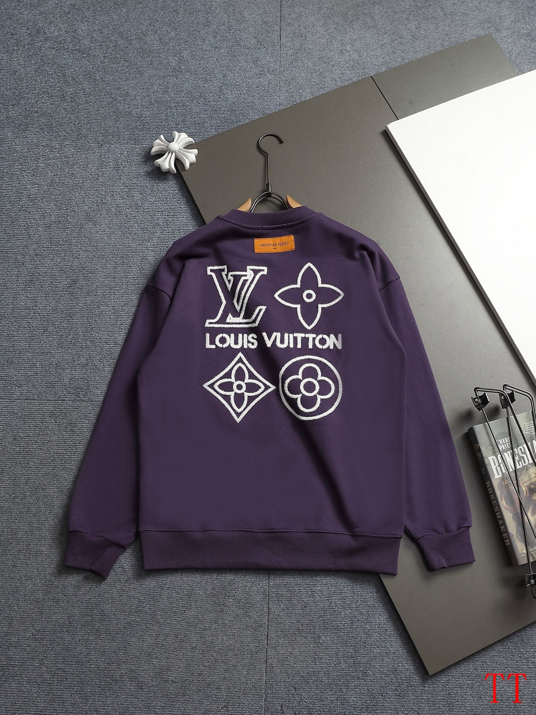 Cheap Louis Vuitton Hoodies in 218098, $60 USD- [IB218098] - Replica Louis Vuitton Hoodies