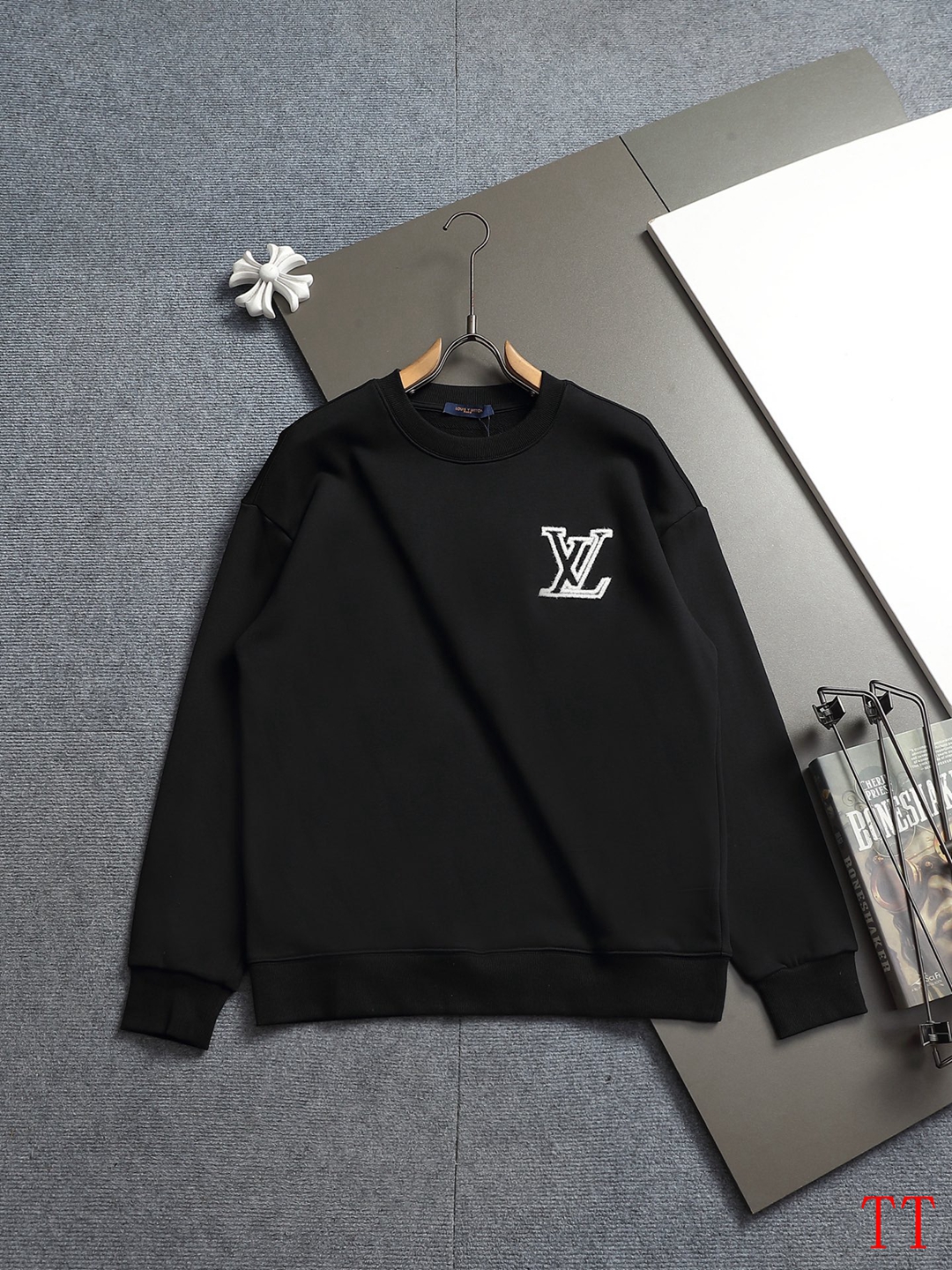 Cheap Louis Vuitton Hoodies in 218099, $60 USD- [IB218099] - Replica Louis Vuitton Hoodies