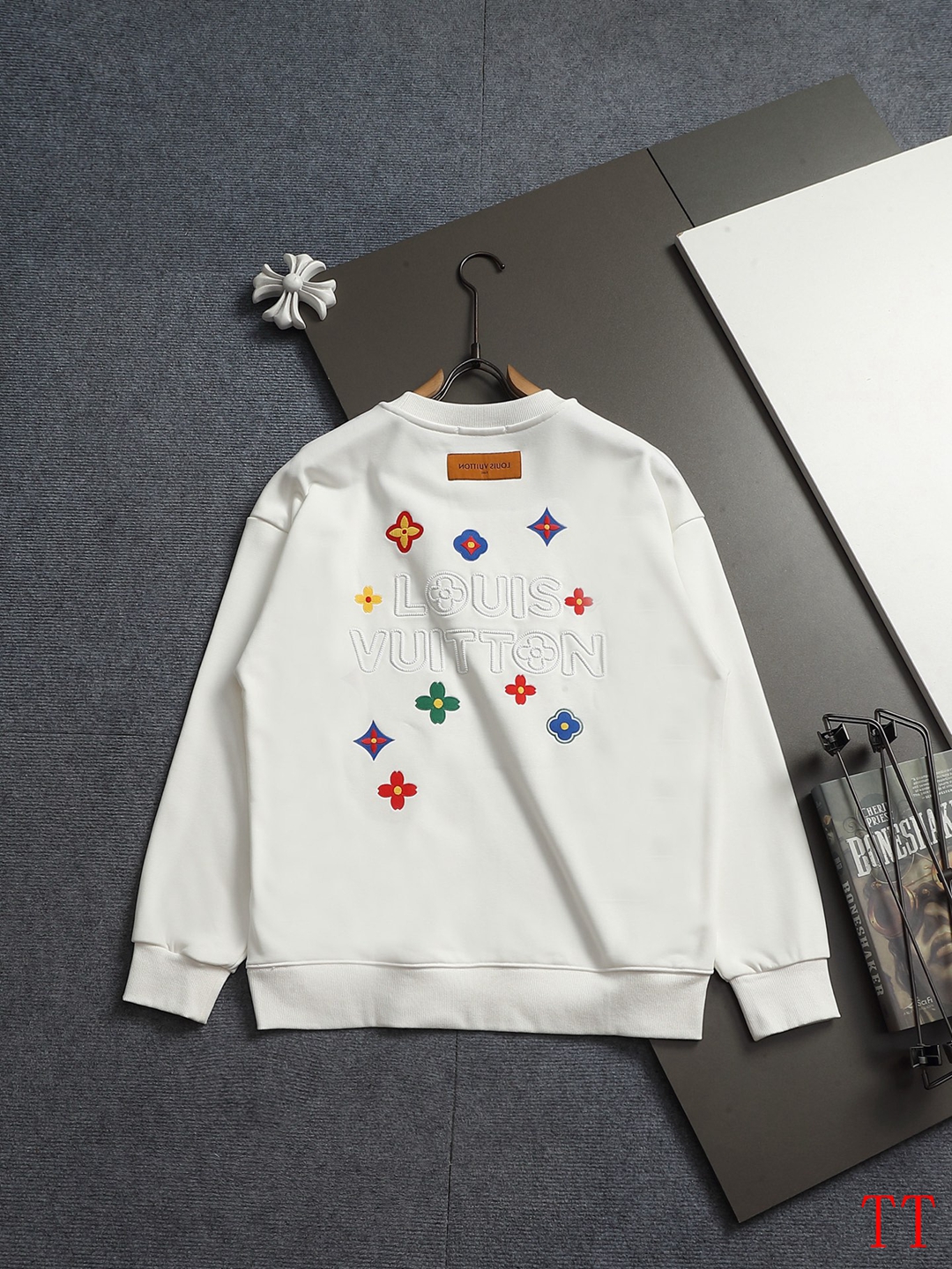 Cheap Louis Vuitton Hoodies in 218100, $60 USD- [IB218100] - Replica Louis Vuitton Hoodies
