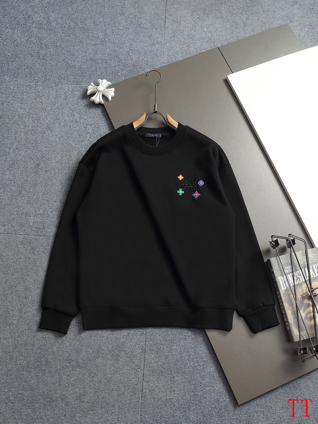 Cheap Louis Vuitton Hoodies in 218101, $60 USD- [IB218101] - Replica Louis Vuitton Hoodies