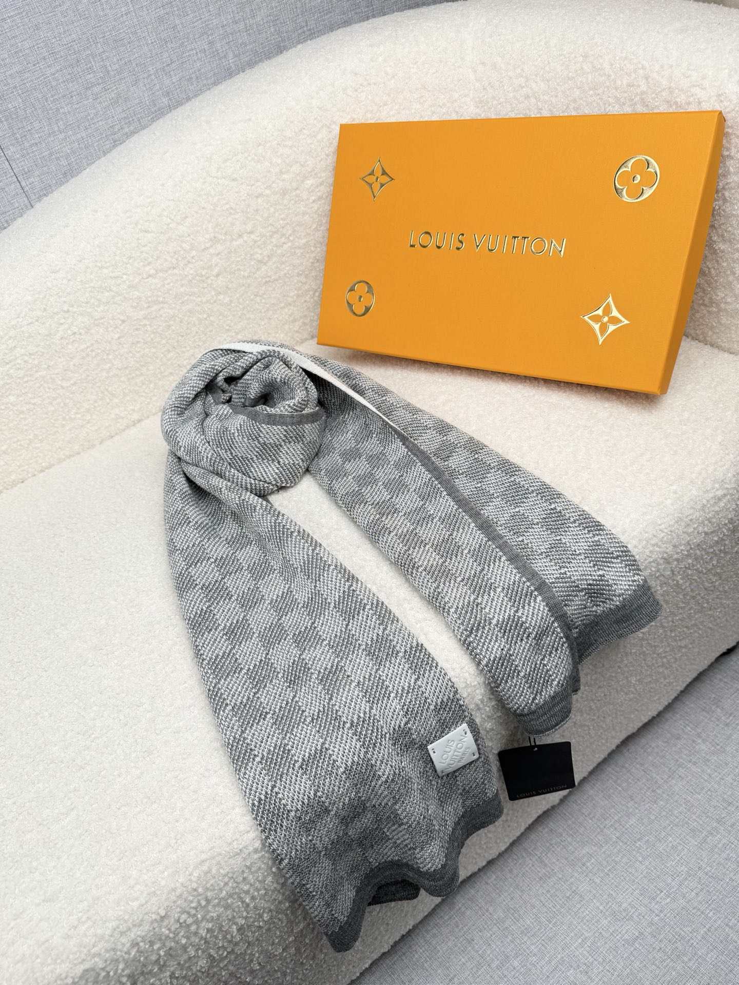 Cheap Louis Vuitton Scarf for Men in 218154, $55 USD- [IB218154] - Replica Louis Vuitton Scarf for Men