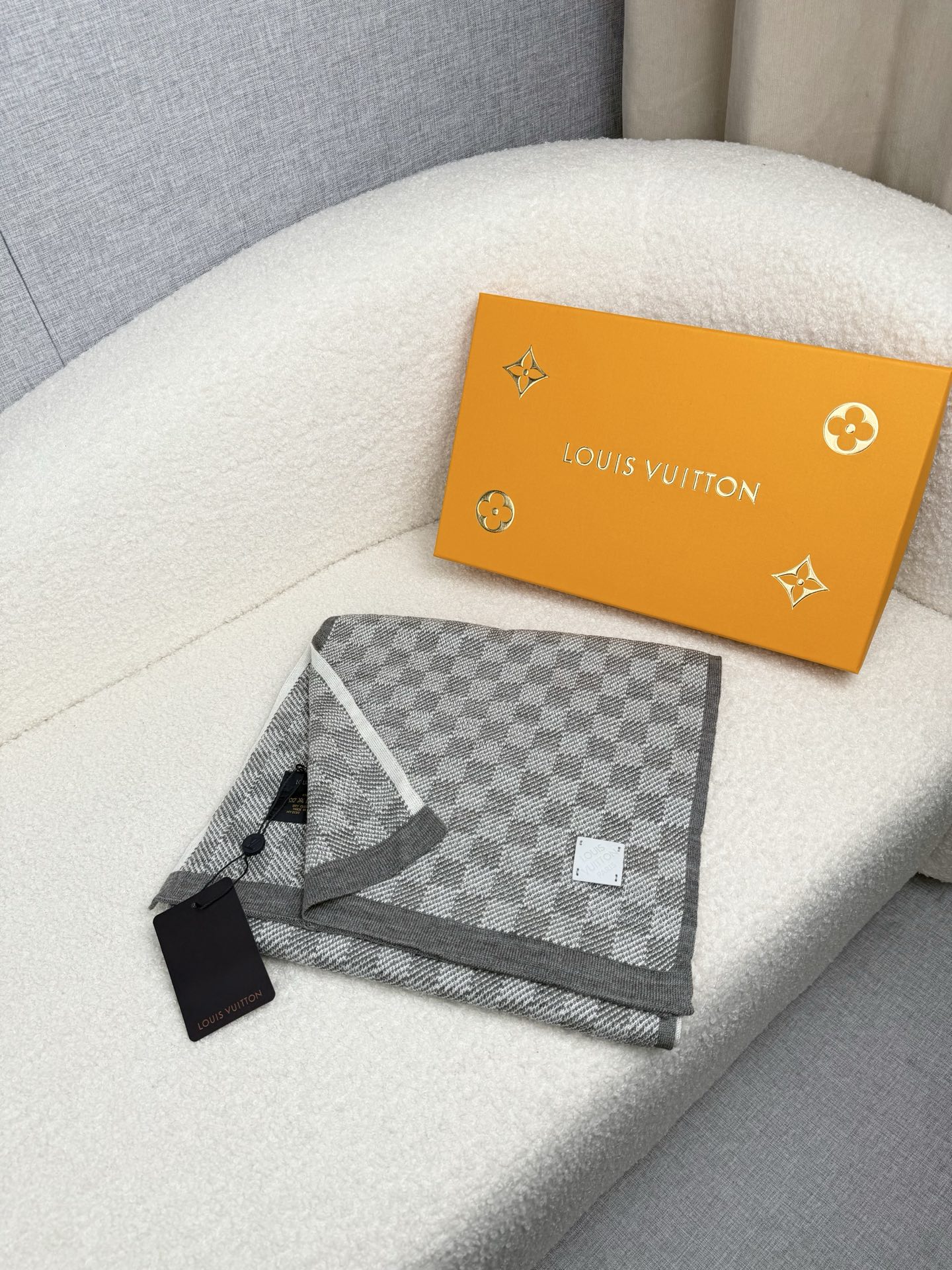 Cheap Louis Vuitton Scarf for Men in 218154, $55 USD- [IB218154] - Replica Louis Vuitton Scarf for Men