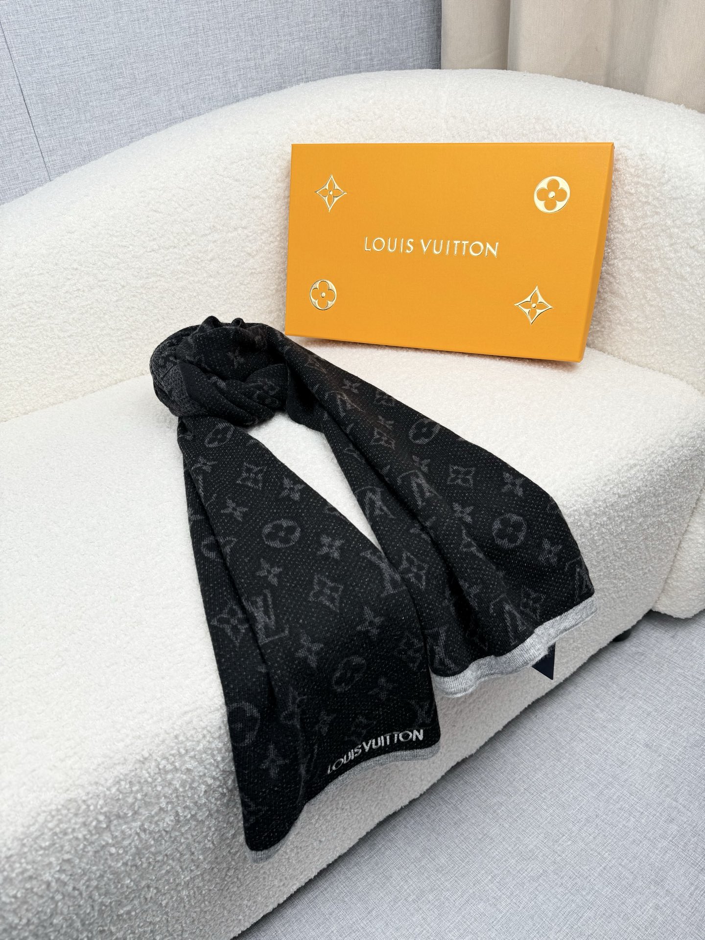 Cheap Louis Vuitton Scarf for Men in 218160, $55 USD- [IB218160] - Replica Louis Vuitton Scarf for Men