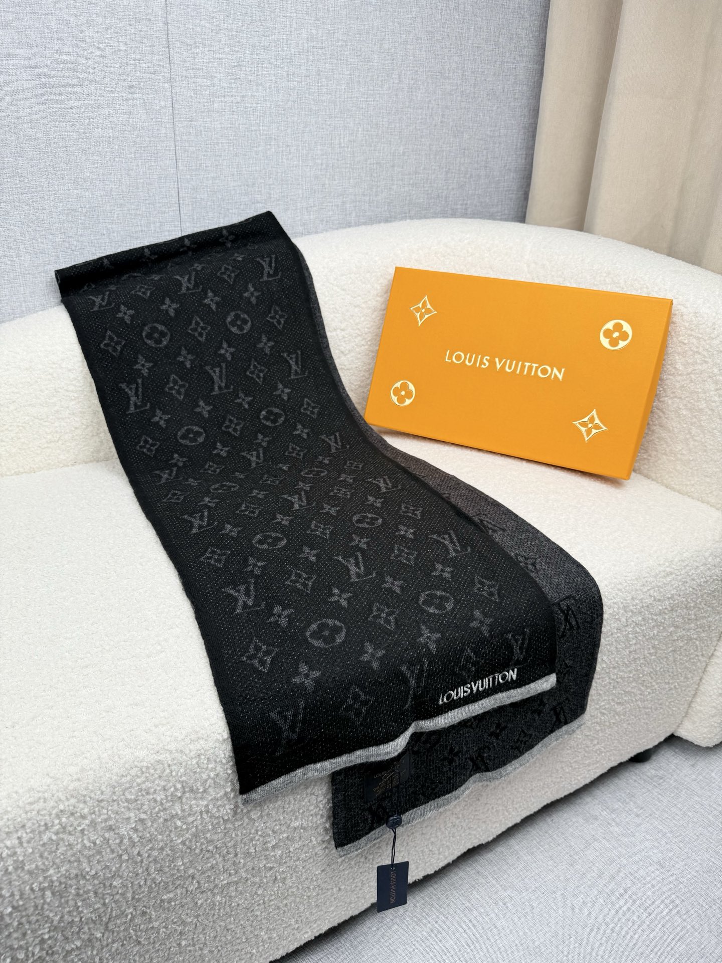 Cheap Louis Vuitton Scarf for Men in 218160, $55 USD- [IB218160] - Replica Louis Vuitton Scarf for Men