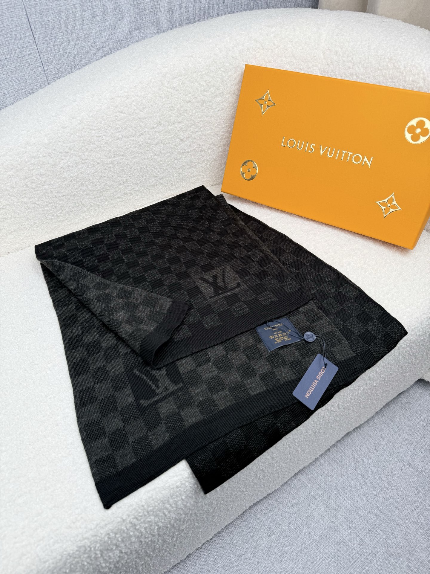 Cheap Louis Vuitton Scarf for Men in 218162, $55 USD- [IB218162] - Replica Louis Vuitton Scarf for Men