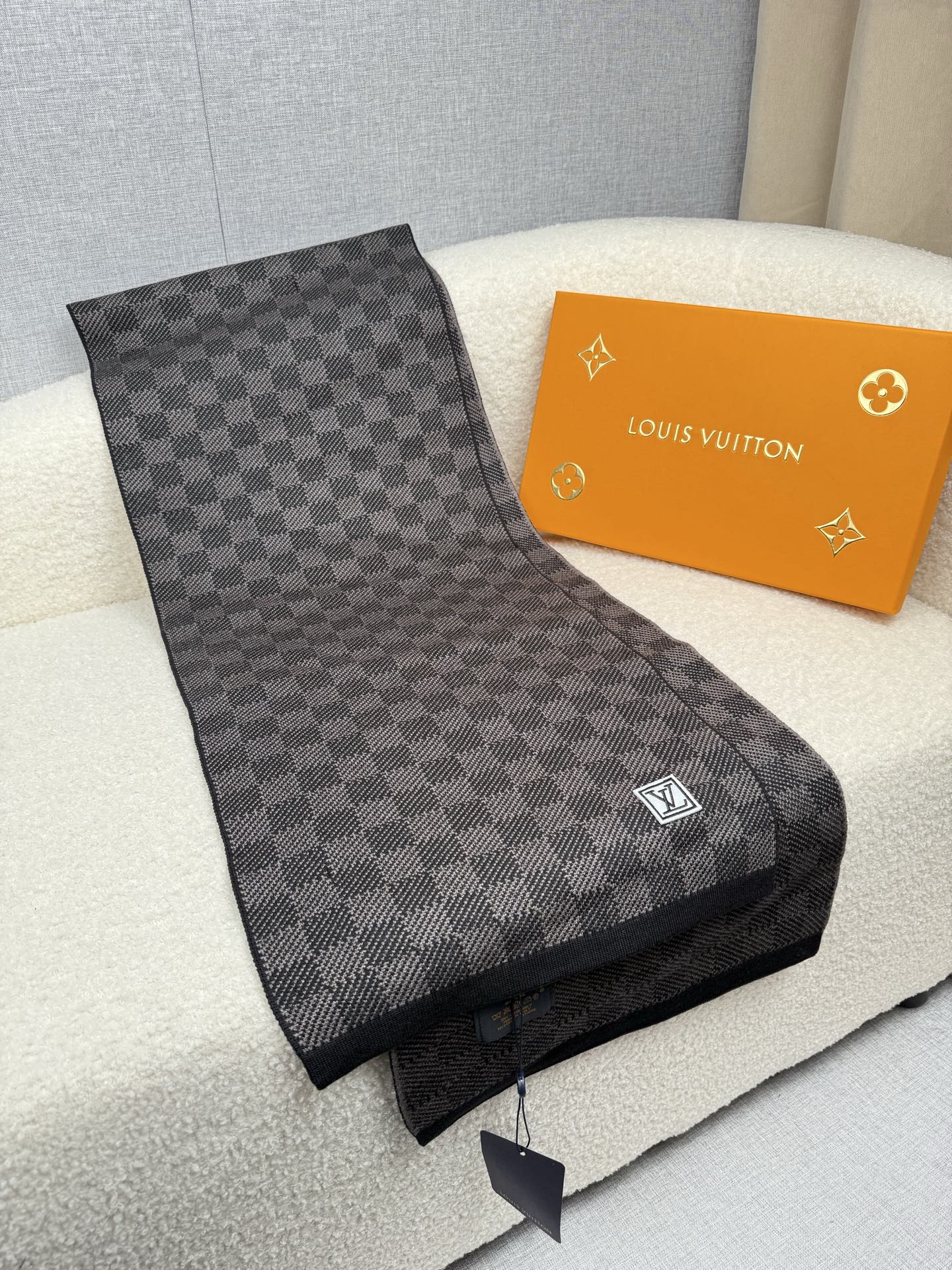 Cheap Louis Vuitton Scarf for Men in 218170, $55 USD- [IB218170] - Replica Louis Vuitton Scarf for Men