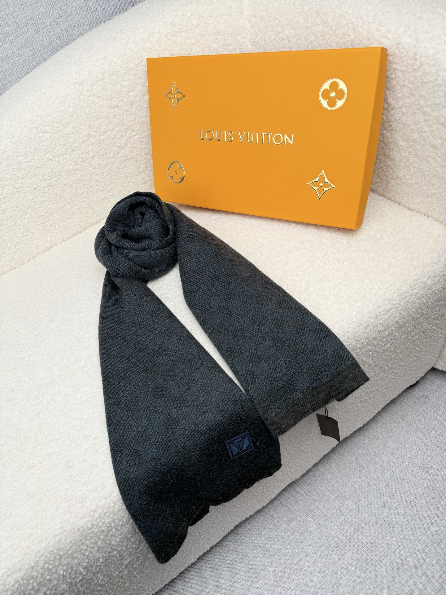 Cheap Louis Vuitton Scarf for Men in 218171, $55 USD- [IB218171] - Replica Louis Vuitton Scarf for Men