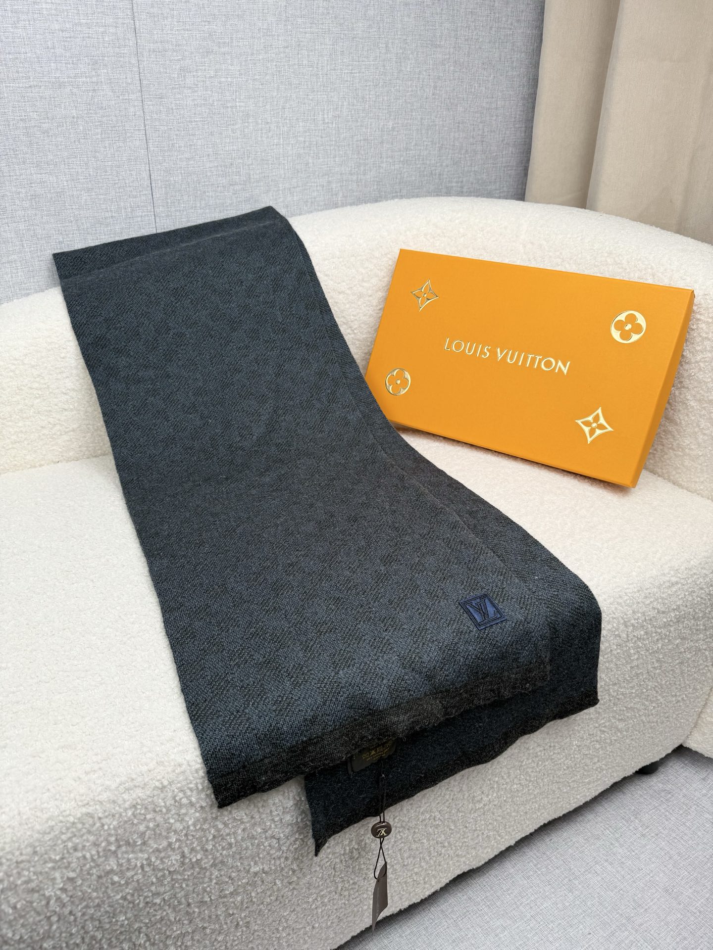 Cheap Louis Vuitton Scarf for Men in 218171, $55 USD- [IB218171] - Replica Louis Vuitton Scarf for Men