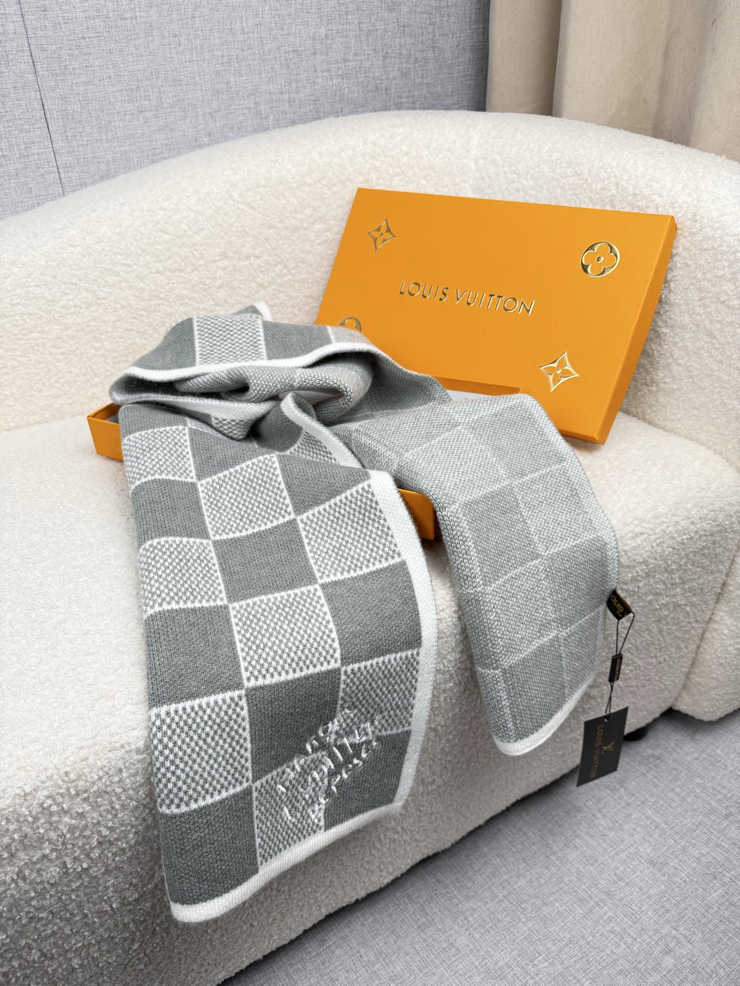Cheap Louis Vuitton Scarf for Men in 218180, $55 USD- [IB218180] - Replica Louis Vuitton Scarf for Men