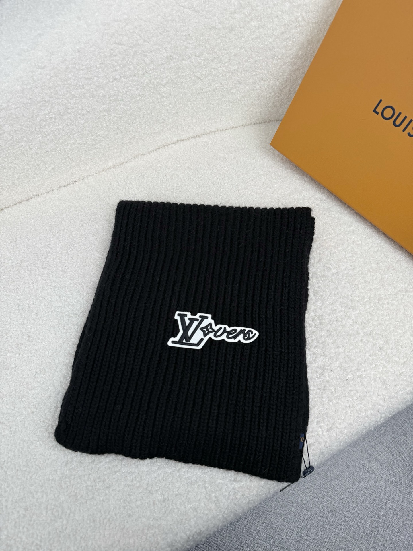 Cheap Louis Vuitton Scarf for Men in 218185, $55 USD- [IB218185] - Replica Louis Vuitton Scarf for Men