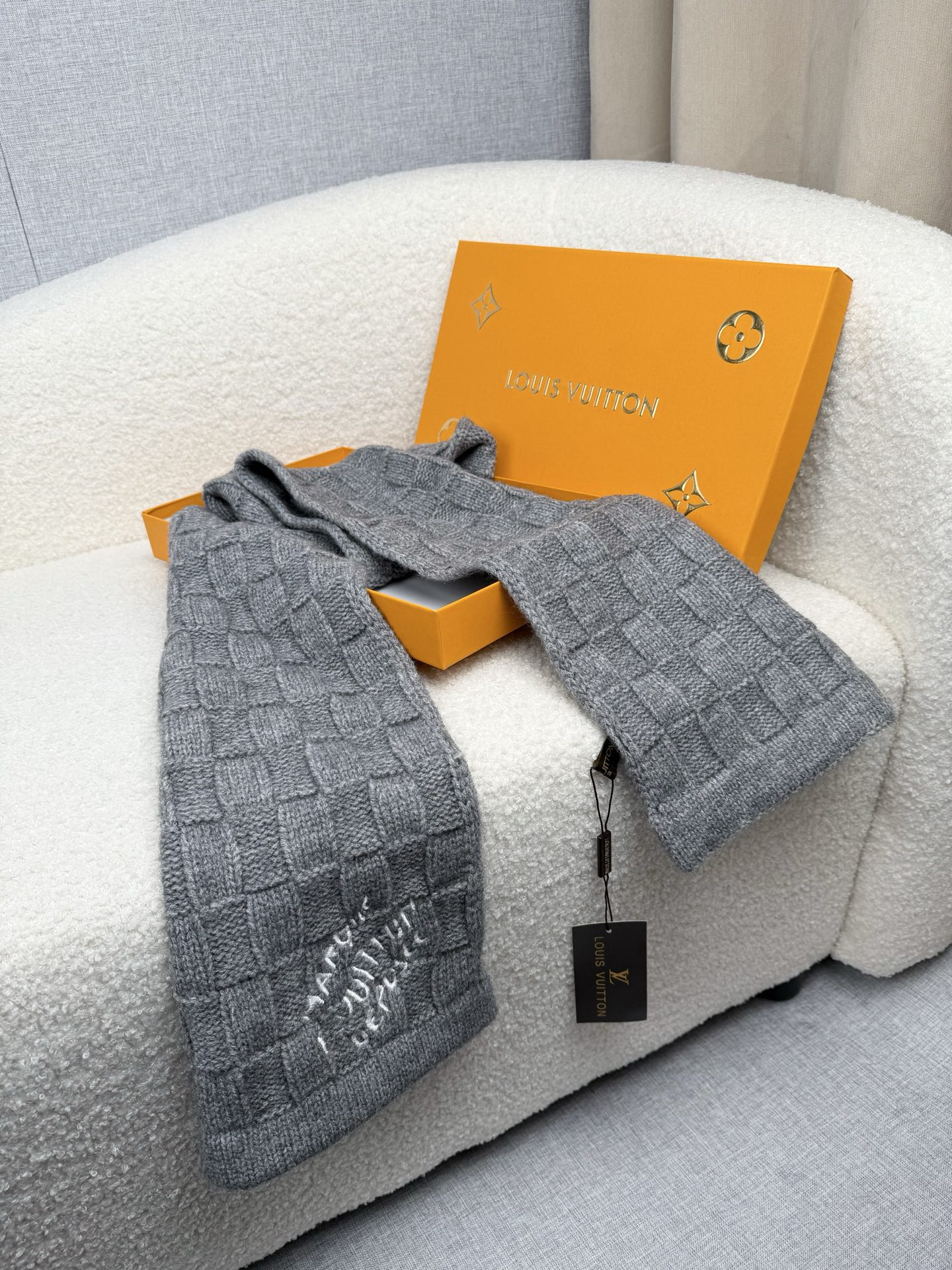 Cheap Louis Vuitton Scarf for Men in 218191, $55 USD- [IB218191] - Replica Louis Vuitton Scarf for Men