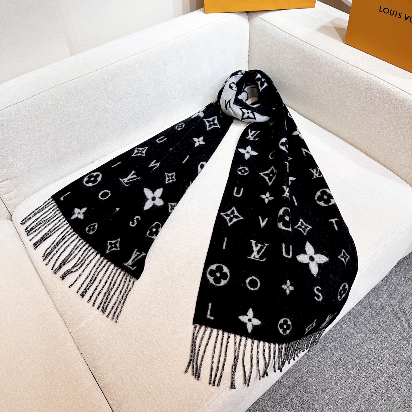 Cheap Louis Vuitton Cashmere Scarf in 218205, $55 USD- [IB218205] - Replica Louis Vuitton Cashmere Scarf
