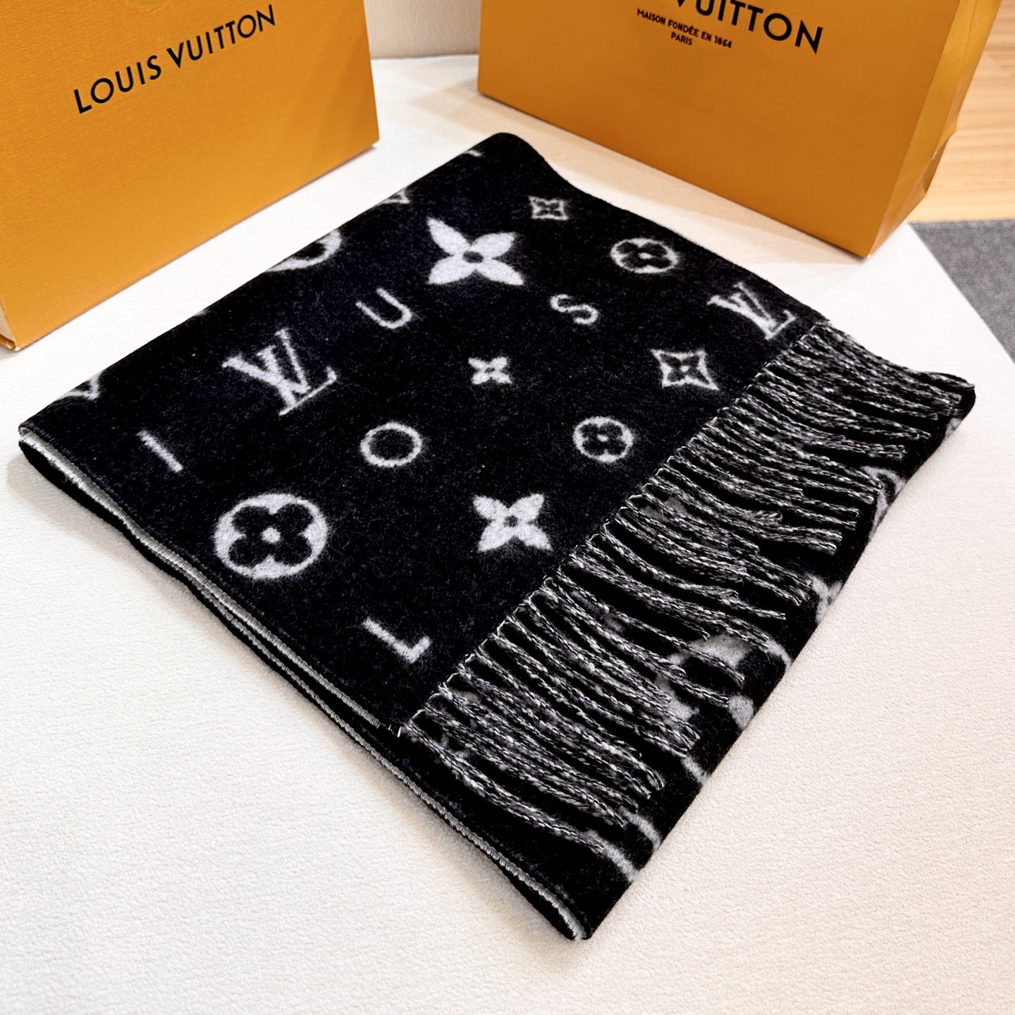 Cheap Louis Vuitton Cashmere Scarf in 218205, $55 USD- [IB218205] - Replica Louis Vuitton Cashmere Scarf