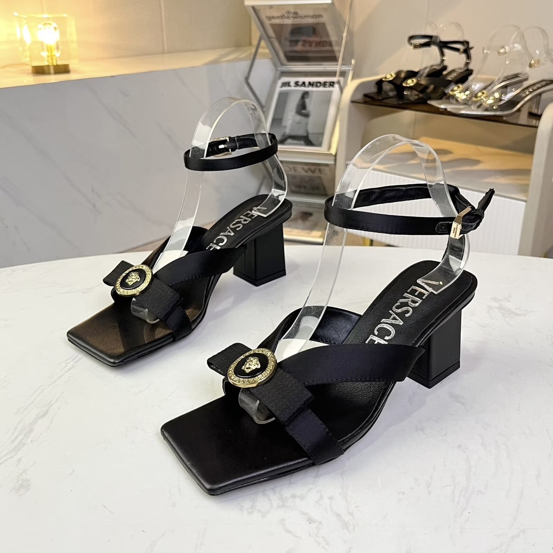 Cheap Versace Pumps For Women in 218235, $70 USD- [IB218235] - Replica Versace Pumps For Women