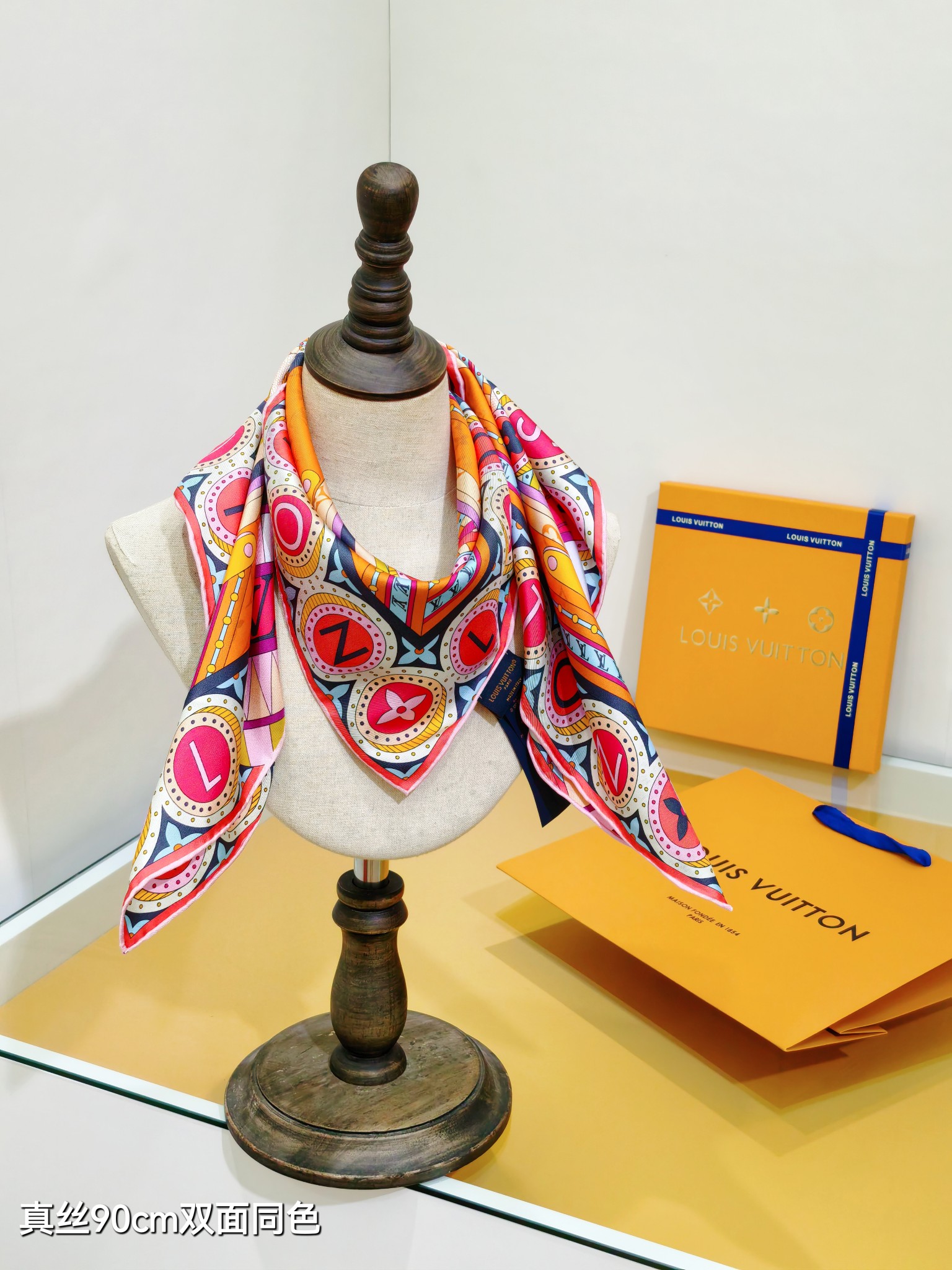 Cheap Louis Vuitton Lightweight Scarf in 218367, $55 USD- [IB218367] - Replica Louis Vuitton Lightweight Scarf