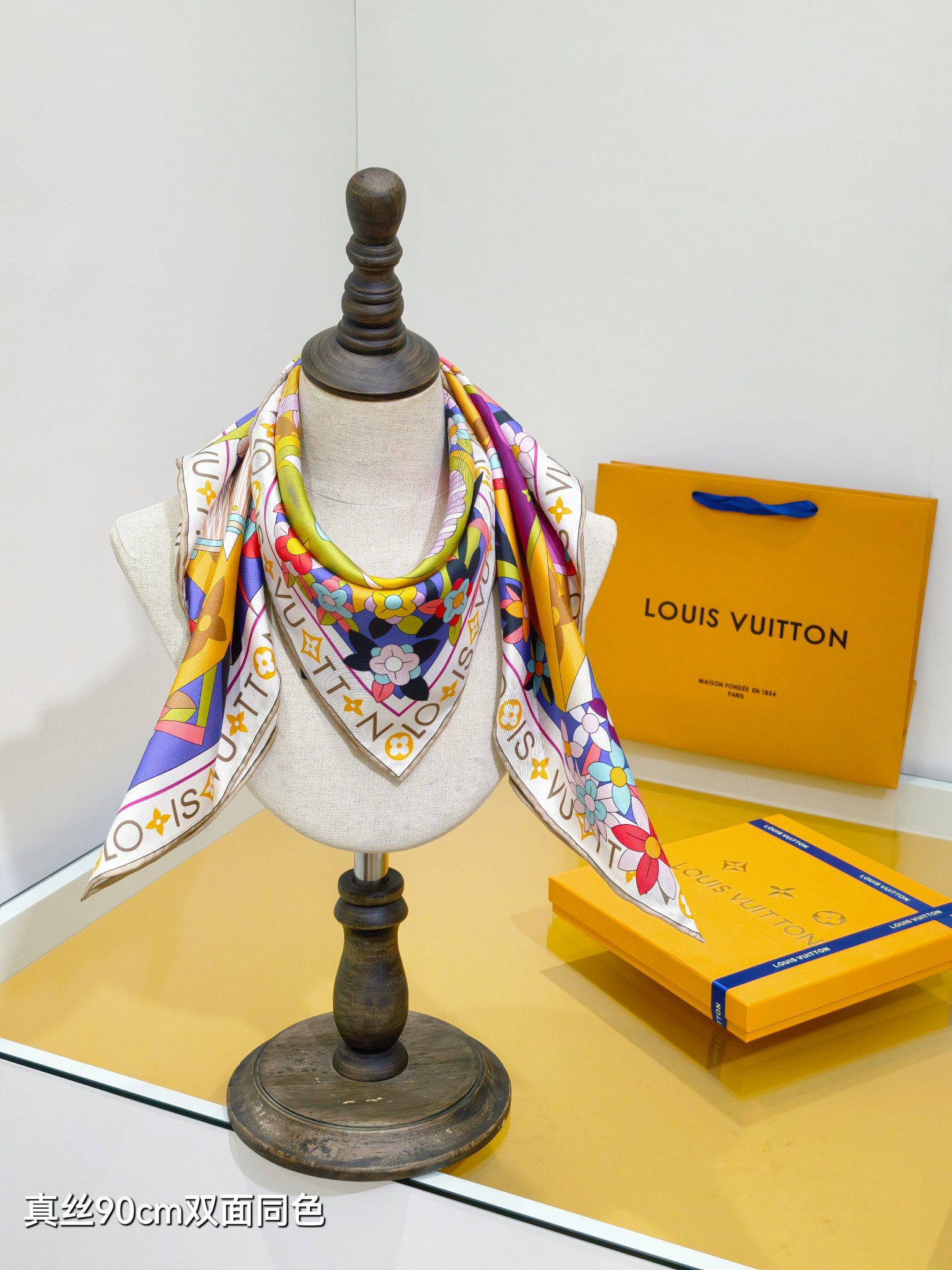 Cheap Louis Vuitton Lightweight Scarf in 218399, $55 USD- [IB218399] - Replica Louis Vuitton Lightweight Scarf