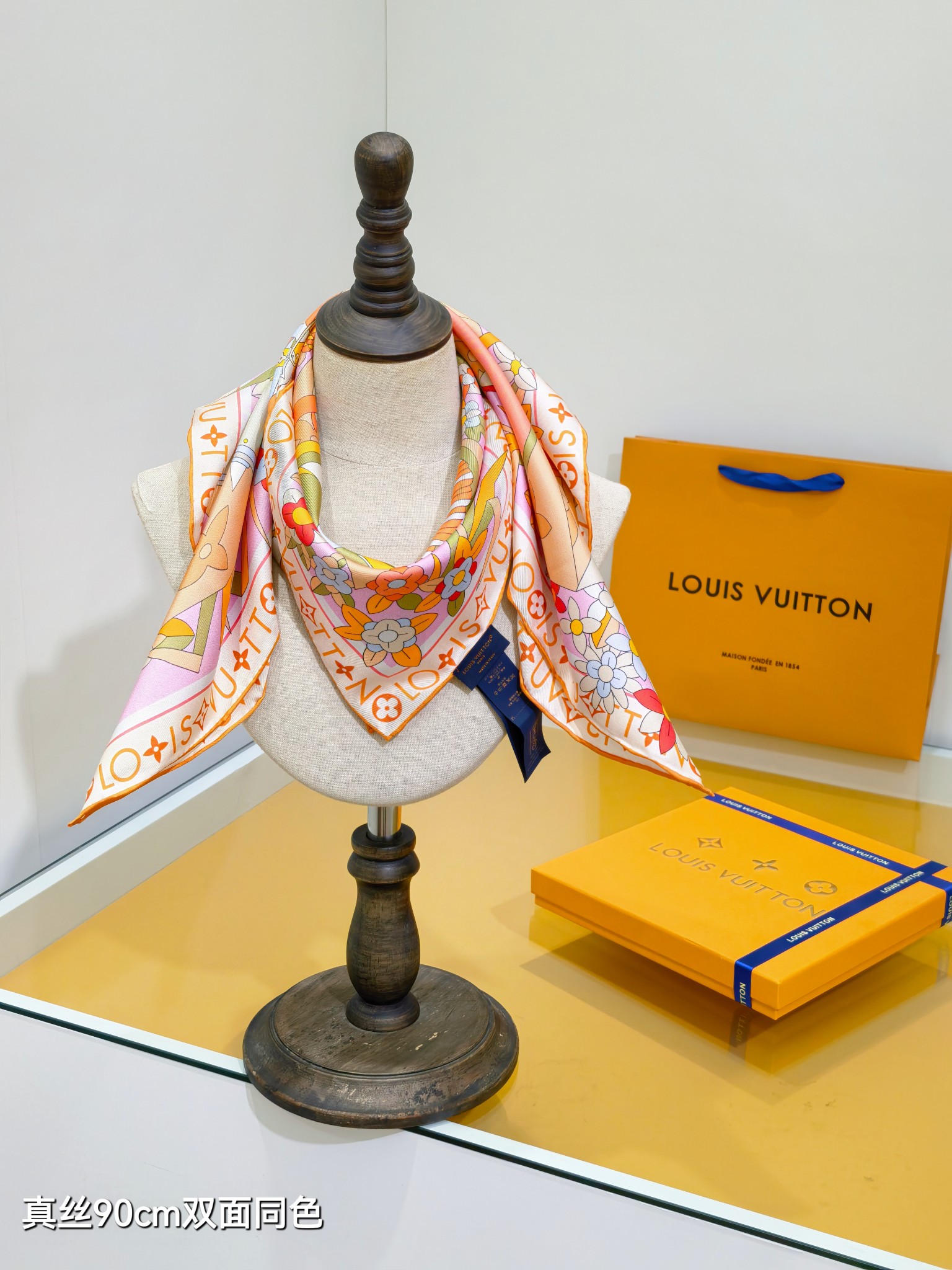 Cheap Louis Vuitton Lightweight Scarf in 218401, $55 USD- [IB218401] - Replica Louis Vuitton Lightweight Scarf