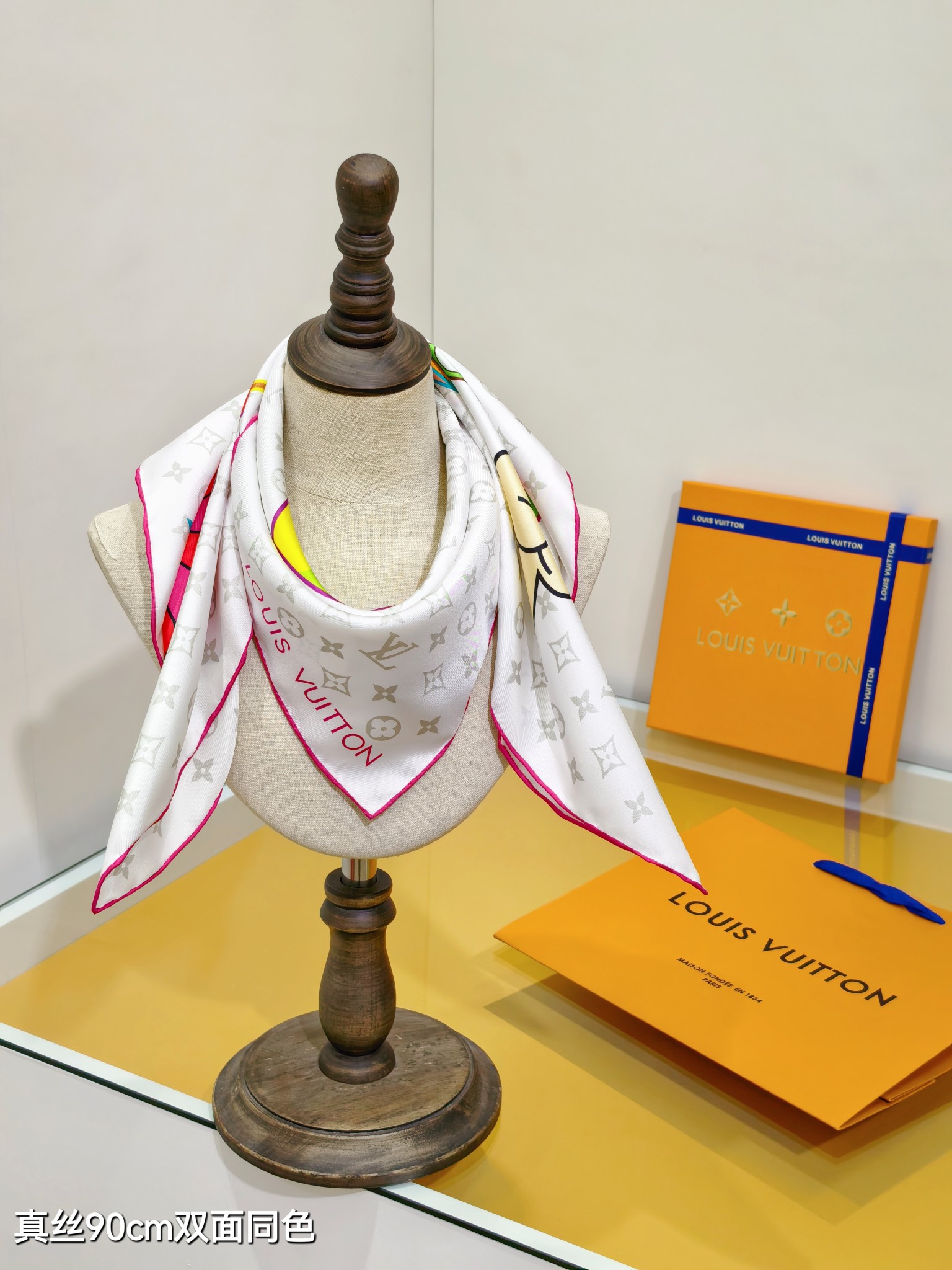 Cheap Louis Vuitton Lightweight Scarf in 218417, $45 USD- [IB218417] - Replica Louis Vuitton Lightweight Scarf
