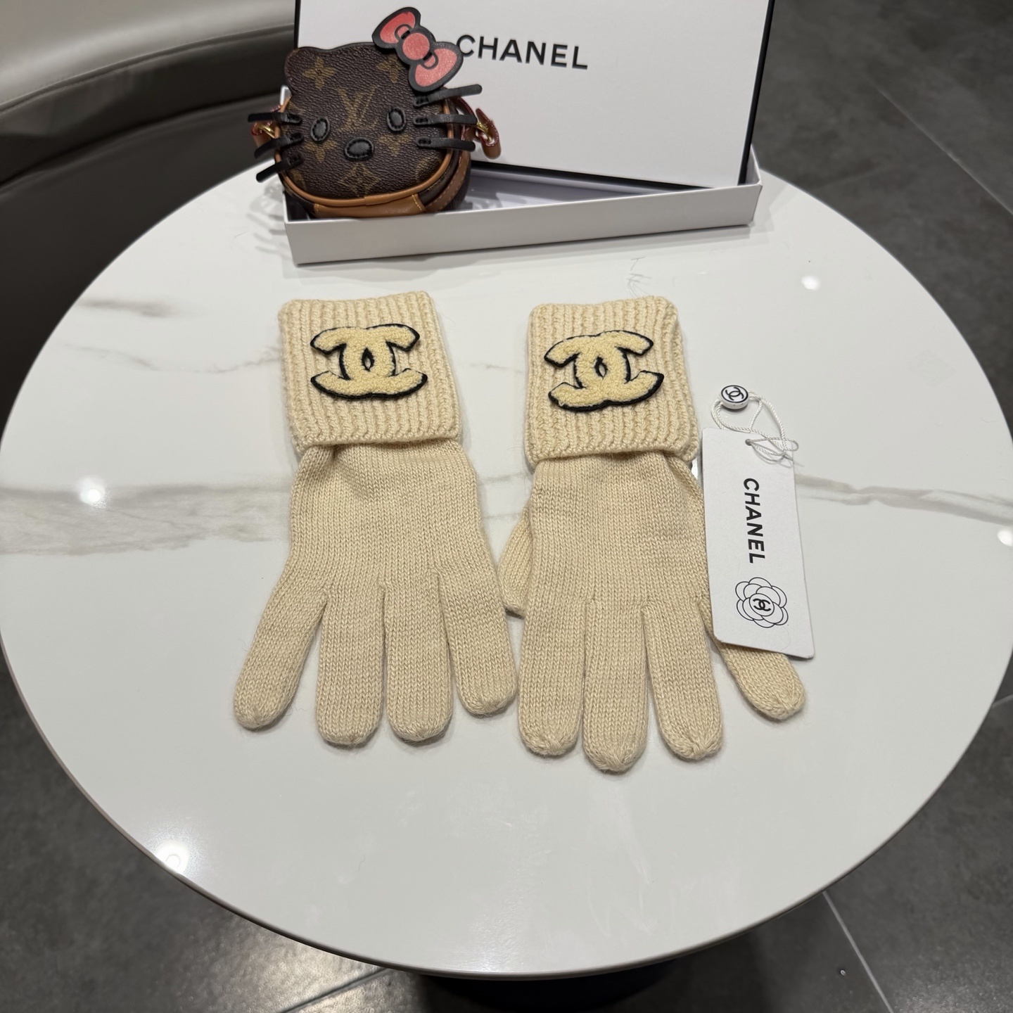 Cheap New Arrivals Chanel Gloves in 218555, $45 USD- [IB218555] - Replica Gloves