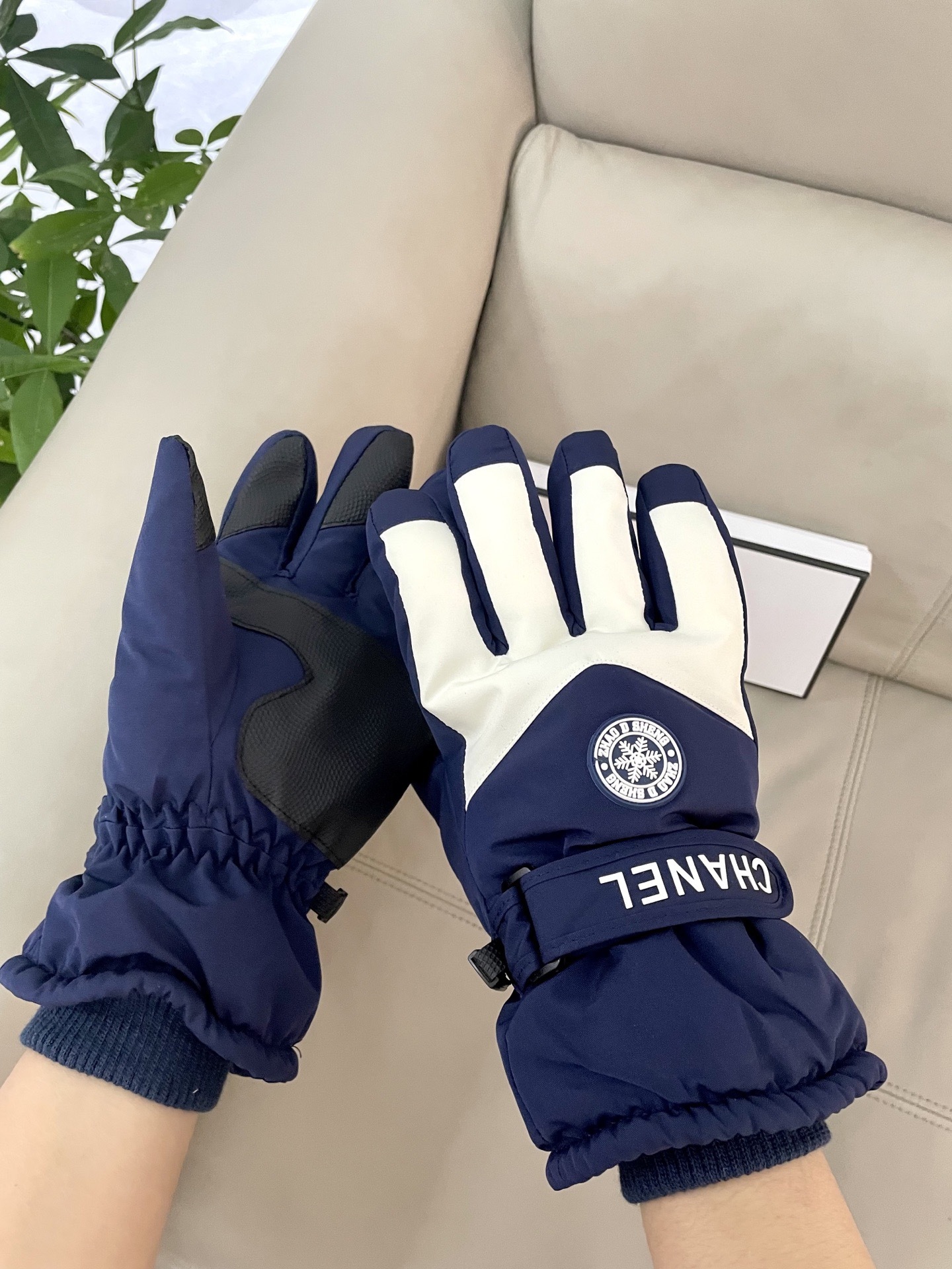 Cheap New Arrivals Chanel Gloves in 218560, $45 USD- [IB218560] - Replica Gloves