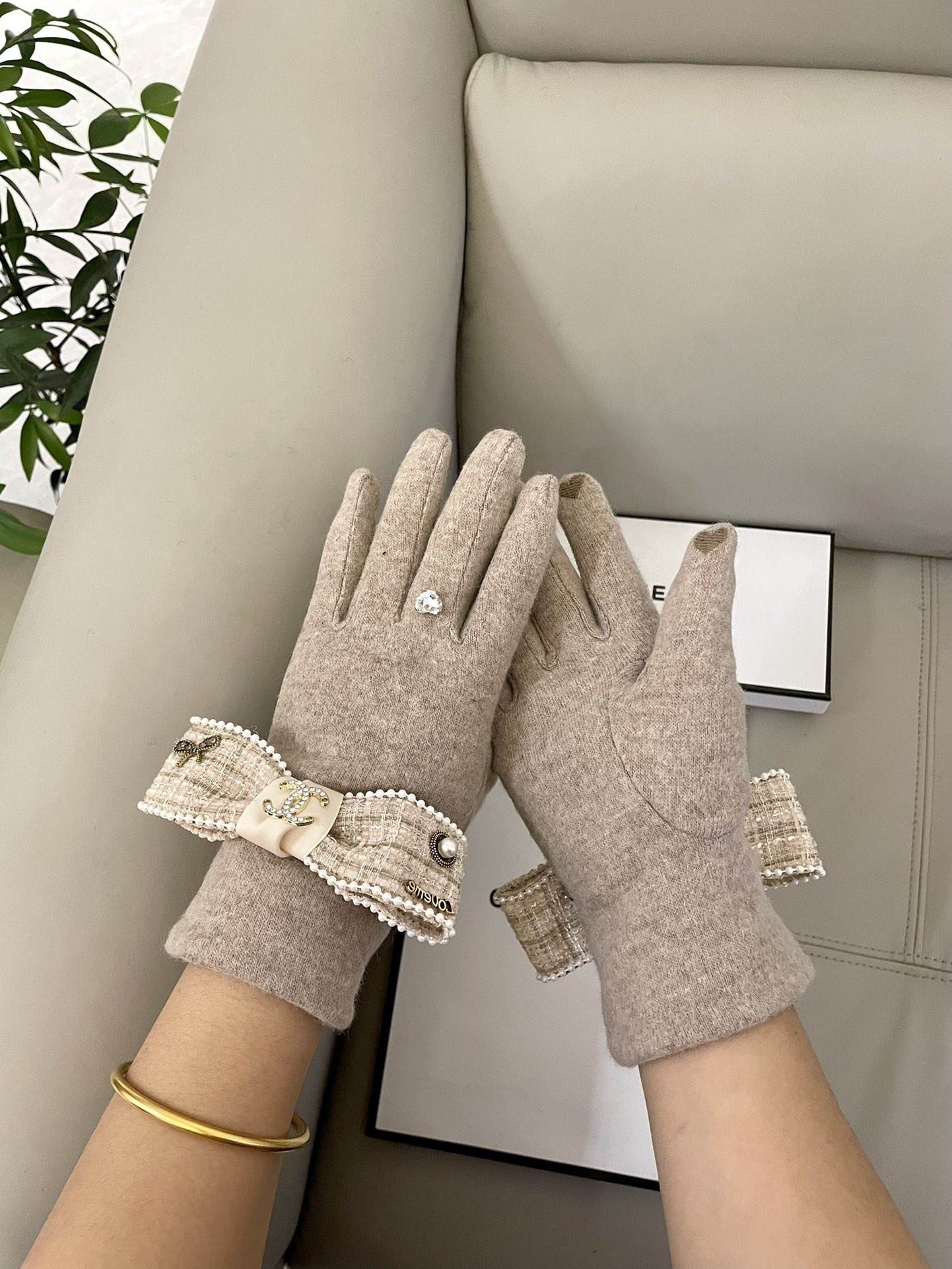 Cheap New Arrivals Chanel Gloves in 218574, $45 USD- [IB218574] - Replica Gloves