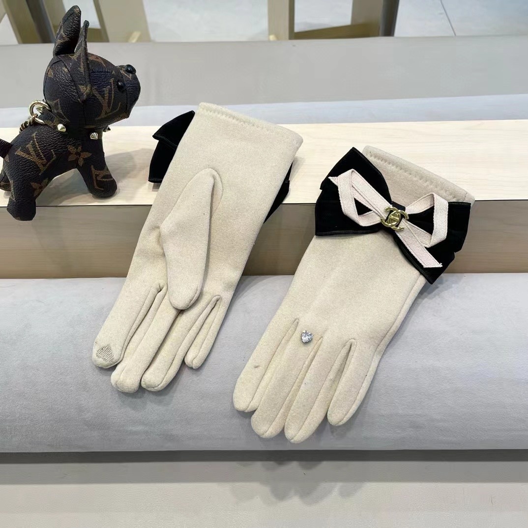 Cheap New Arrivals Chanel Gloves in 218577, $45 USD- [IB218577] - Replica Gloves