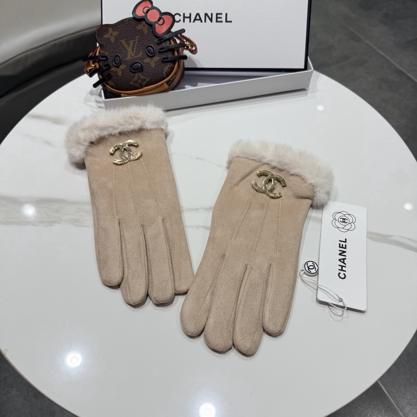 Cheap New Arrivals Chanel Gloves in 218588, $45 USD- [IB218588] - Replica Gloves