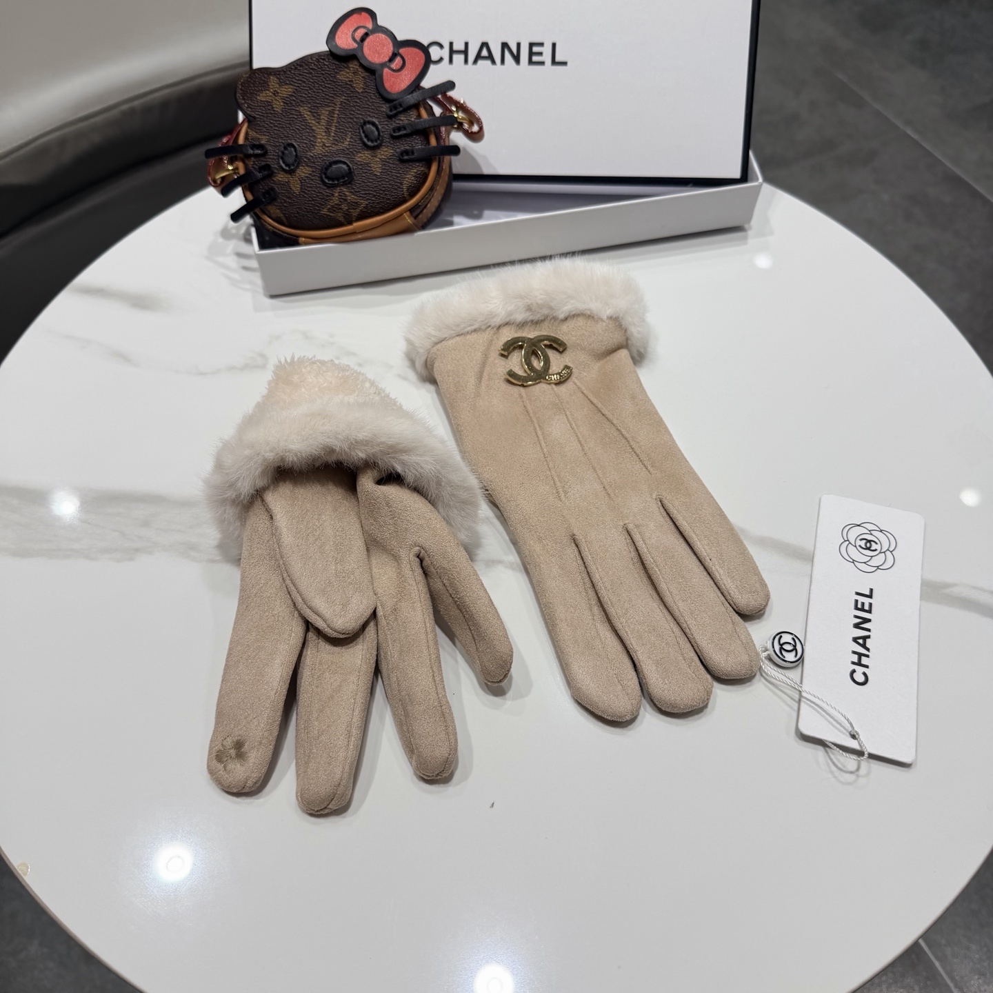 Cheap New Arrivals Chanel Gloves in 218588, $45 USD- [IB218588] - Replica Gloves