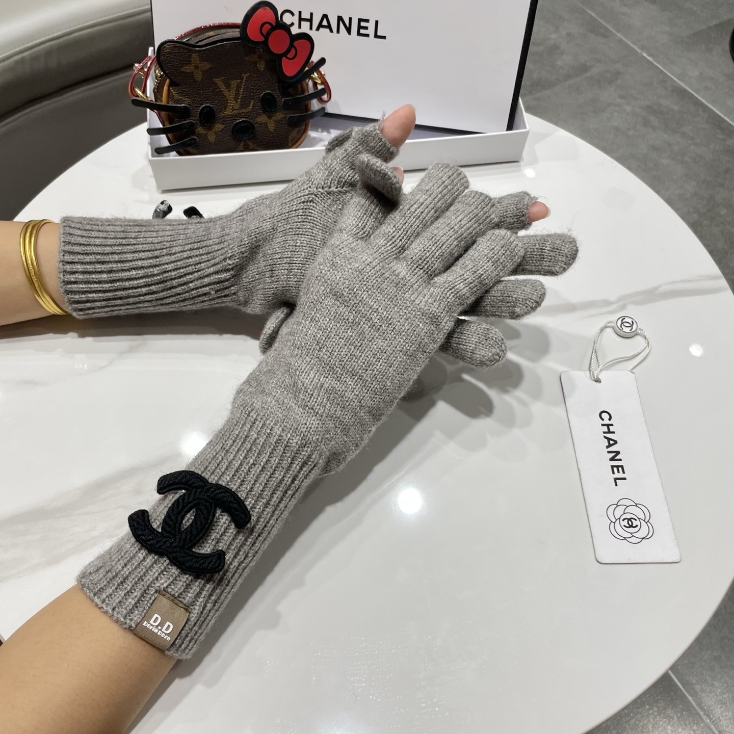 Cheap New Arrivals Chanel Gloves in 218589, $45 USD- [IB218589] - Replica Gloves