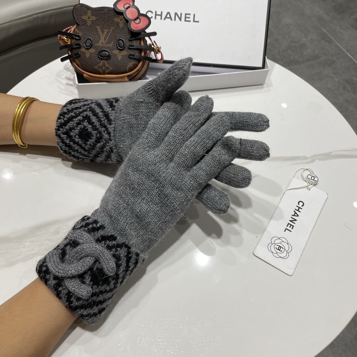 Cheap New Arrivals Chanel Gloves in 218610, $40 USD- [IB218610] - Replica Gloves