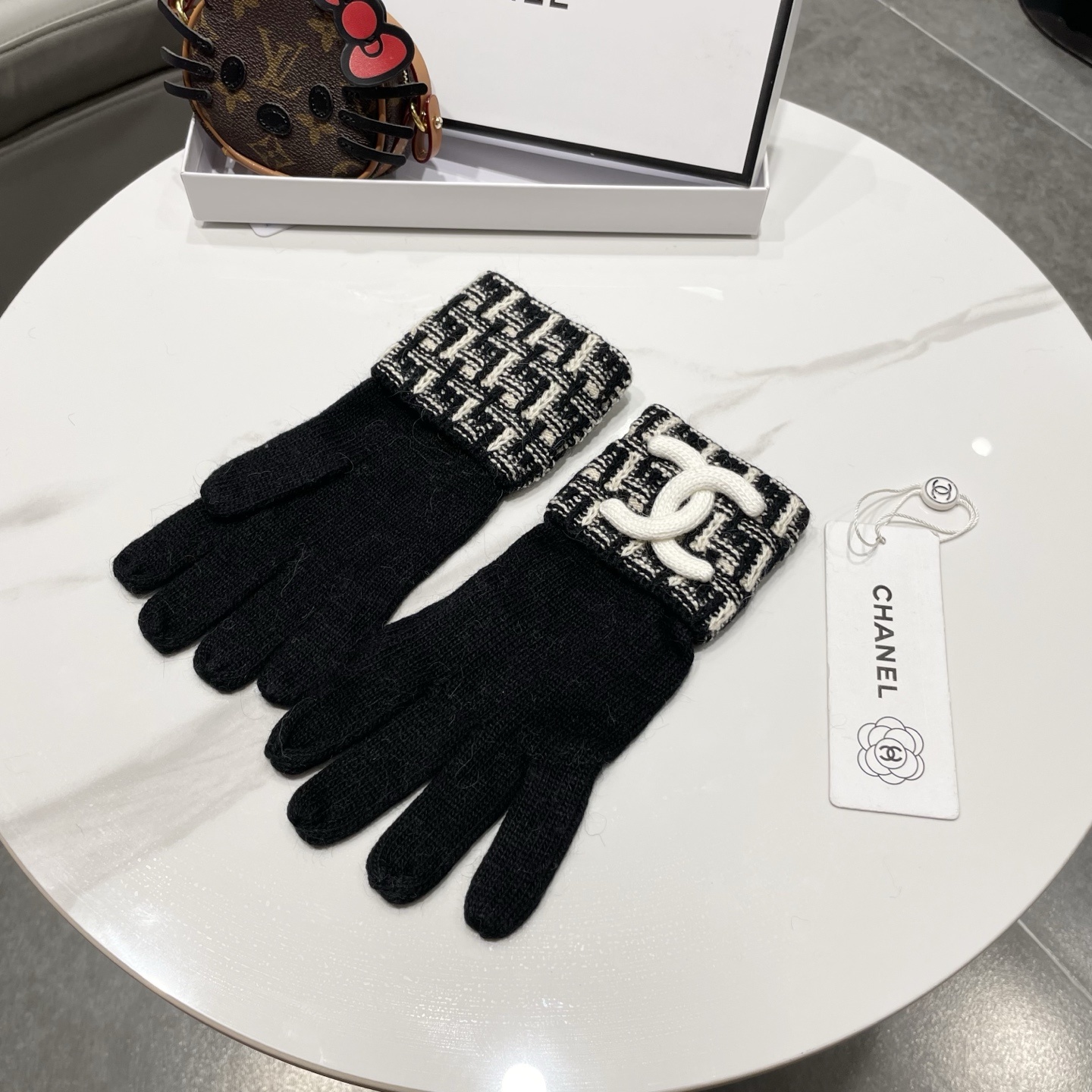 Cheap New Arrivals Chanel Gloves in 218614, $40 USD- [IB218614] - Replica Gloves