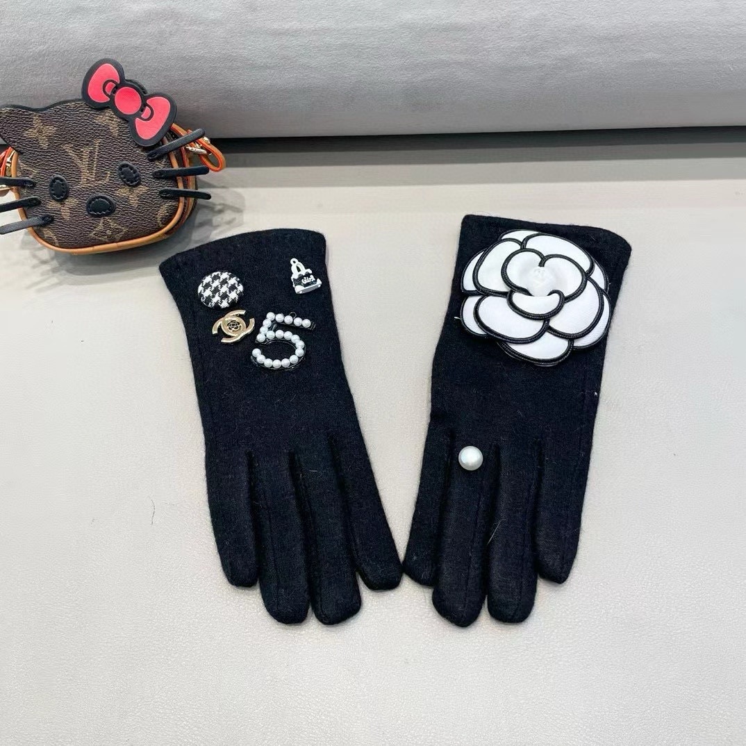 Cheap New Arrivals Chanel Gloves in 218616, $45 USD- [IB218616] - Replica Gloves