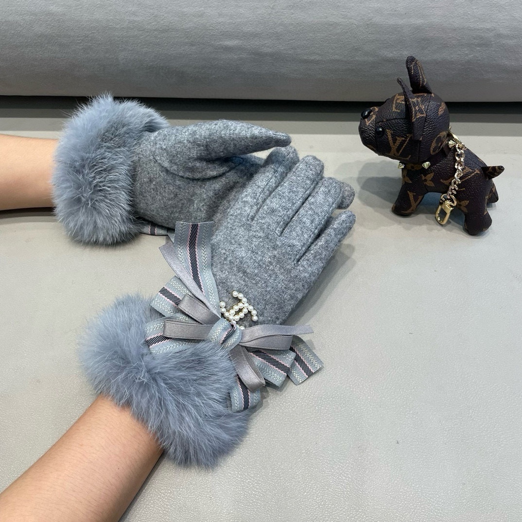 Cheap New Arrivals Chanel Gloves in 218618, $45 USD- [IB218618] - Replica Gloves