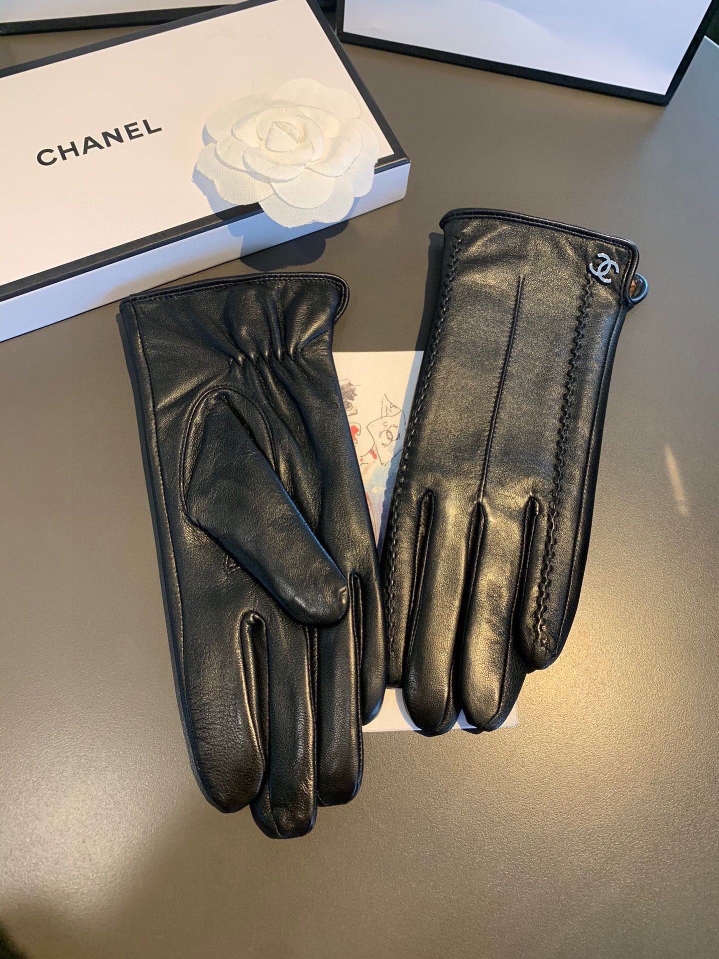 Cheap New Arrivals Chanel Gloves in 218623, $45 USD- [IB218623] - Replica Gloves