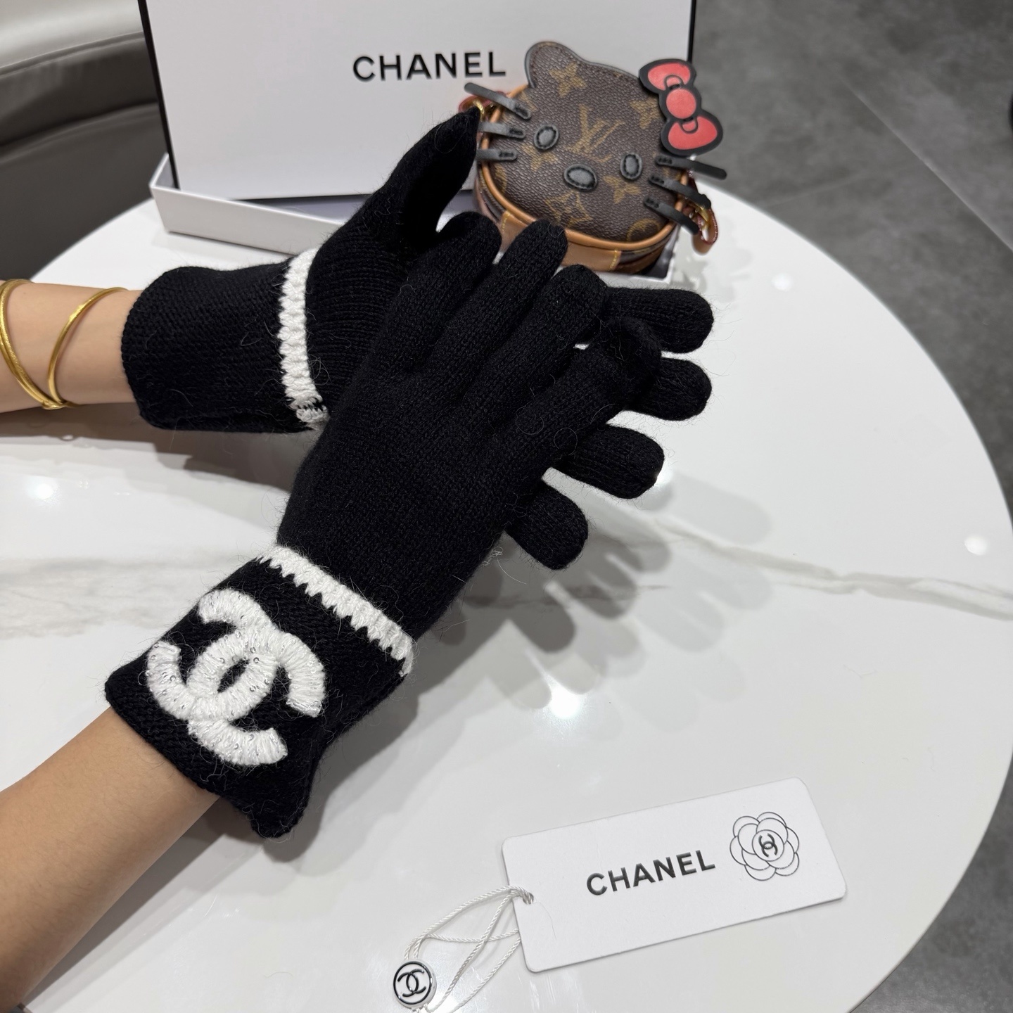 Cheap New Arrivals Chanel Gloves in 218627, $45 USD- [IB218627] - Replica Gloves