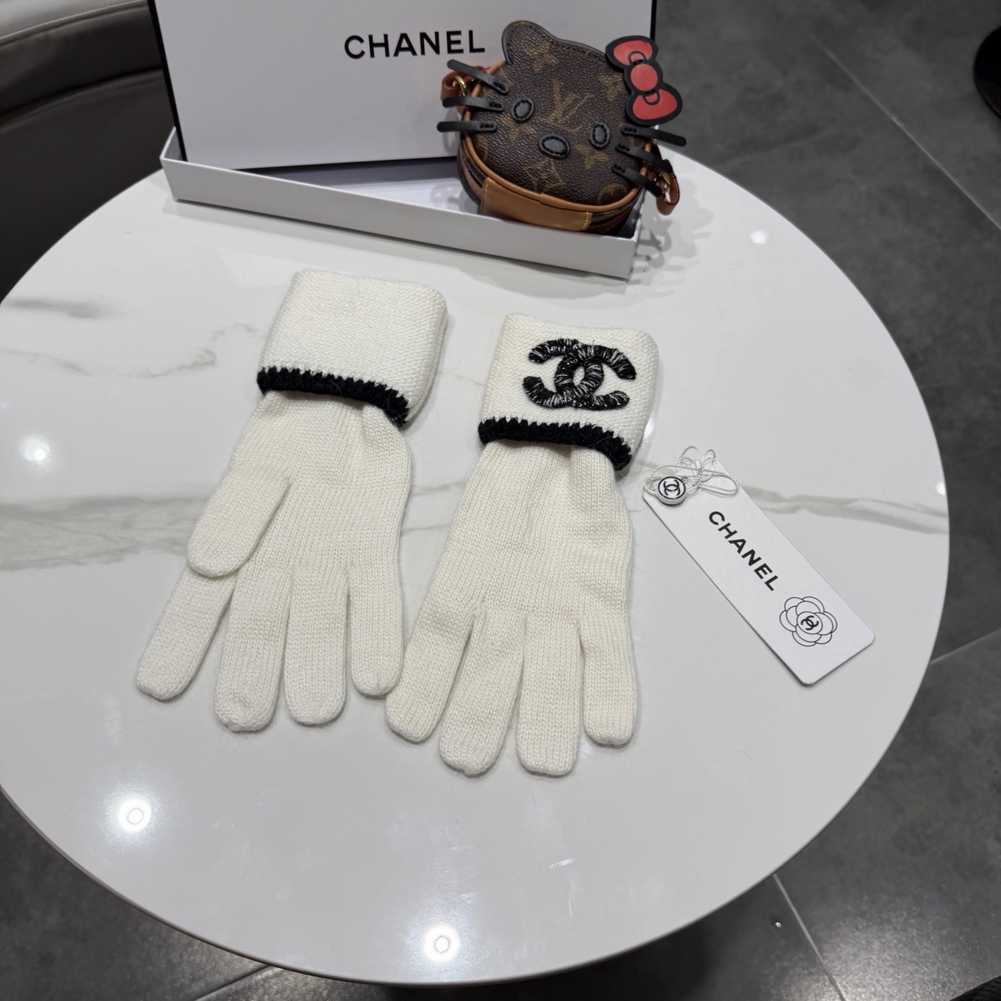 Cheap New Arrivals Chanel Gloves in 218628, $45 USD- [IB218628] - Replica Gloves