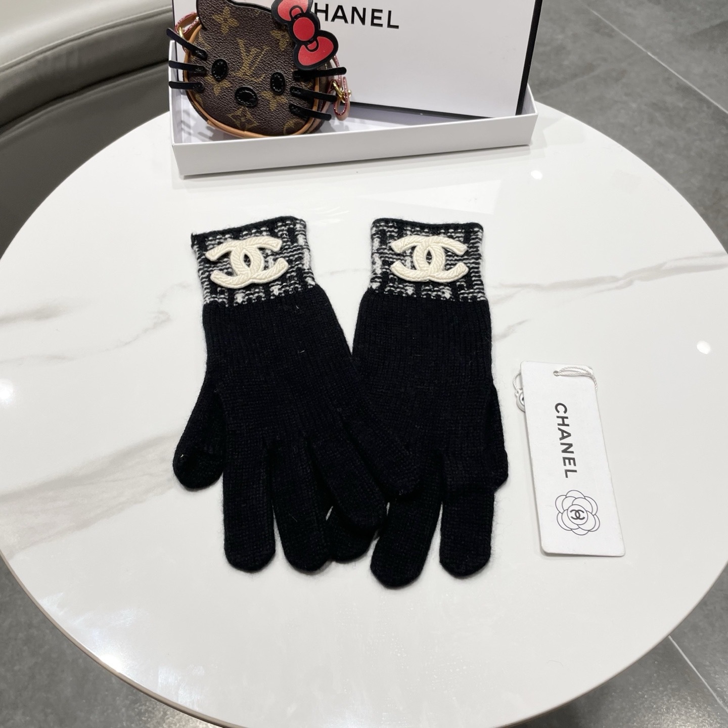 Cheap New Arrivals Chanel Gloves in 218636, $40 USD- [IB218636] - Replica Gloves