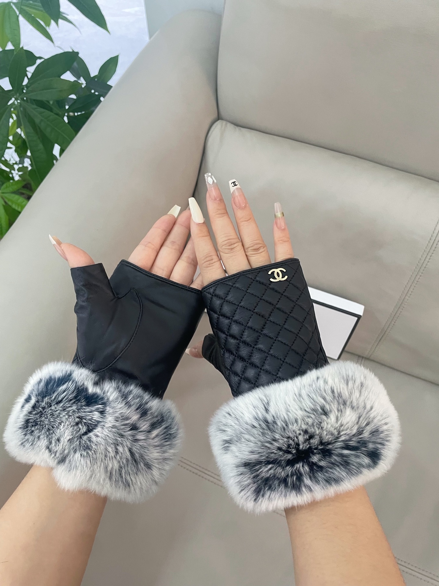 Cheap New Arrivals Chanel Gloves in 218643, $45 USD- [IB218643] - Replica Gloves