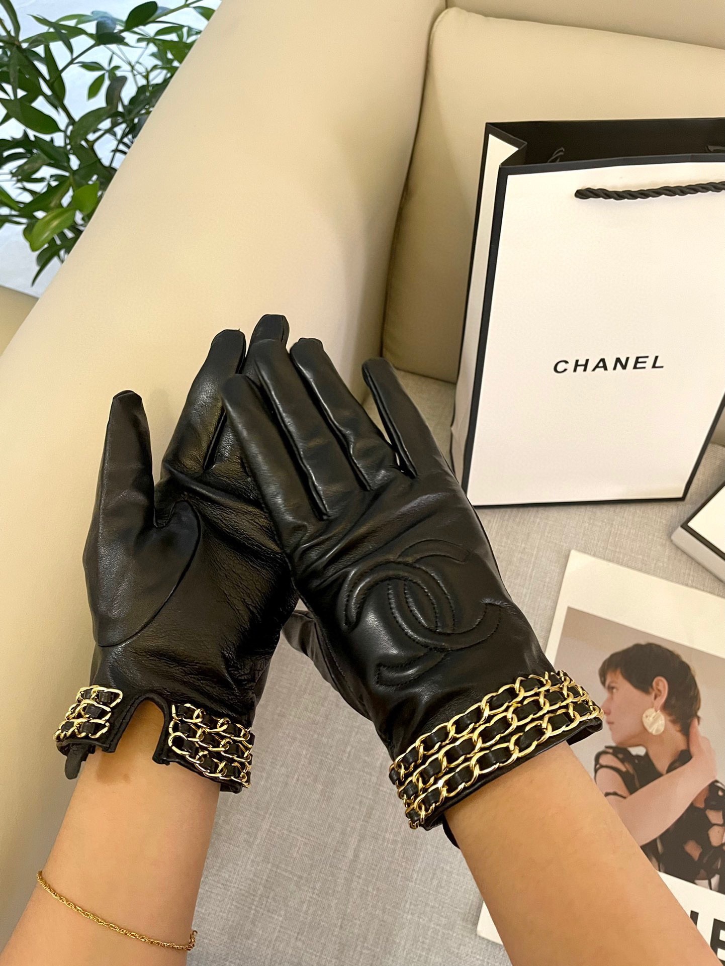 Cheap New Arrivals Chanel Gloves in 218646, $45 USD- [IB218646] - Replica Gloves
