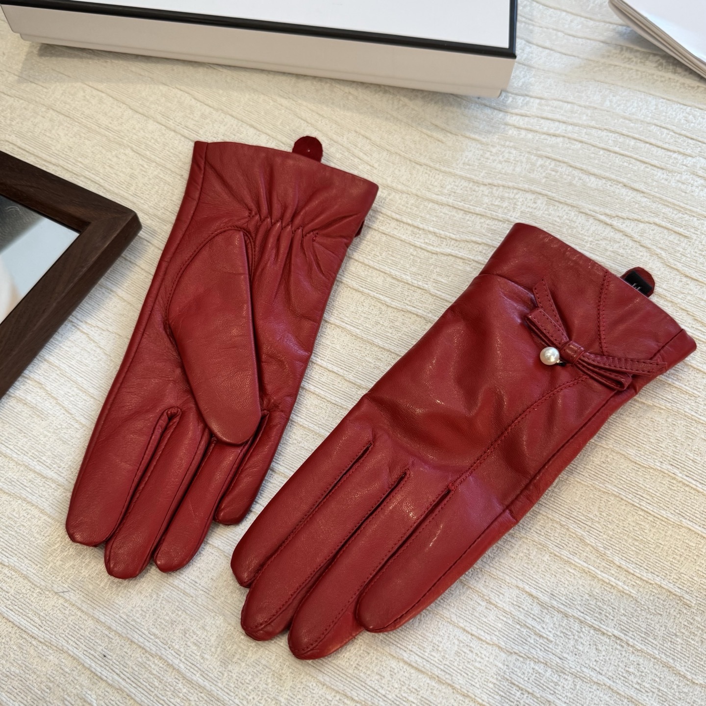 Cheap New Arrivals Chanel Gloves in 218654, $45 USD- [IB218654] - Replica Gloves