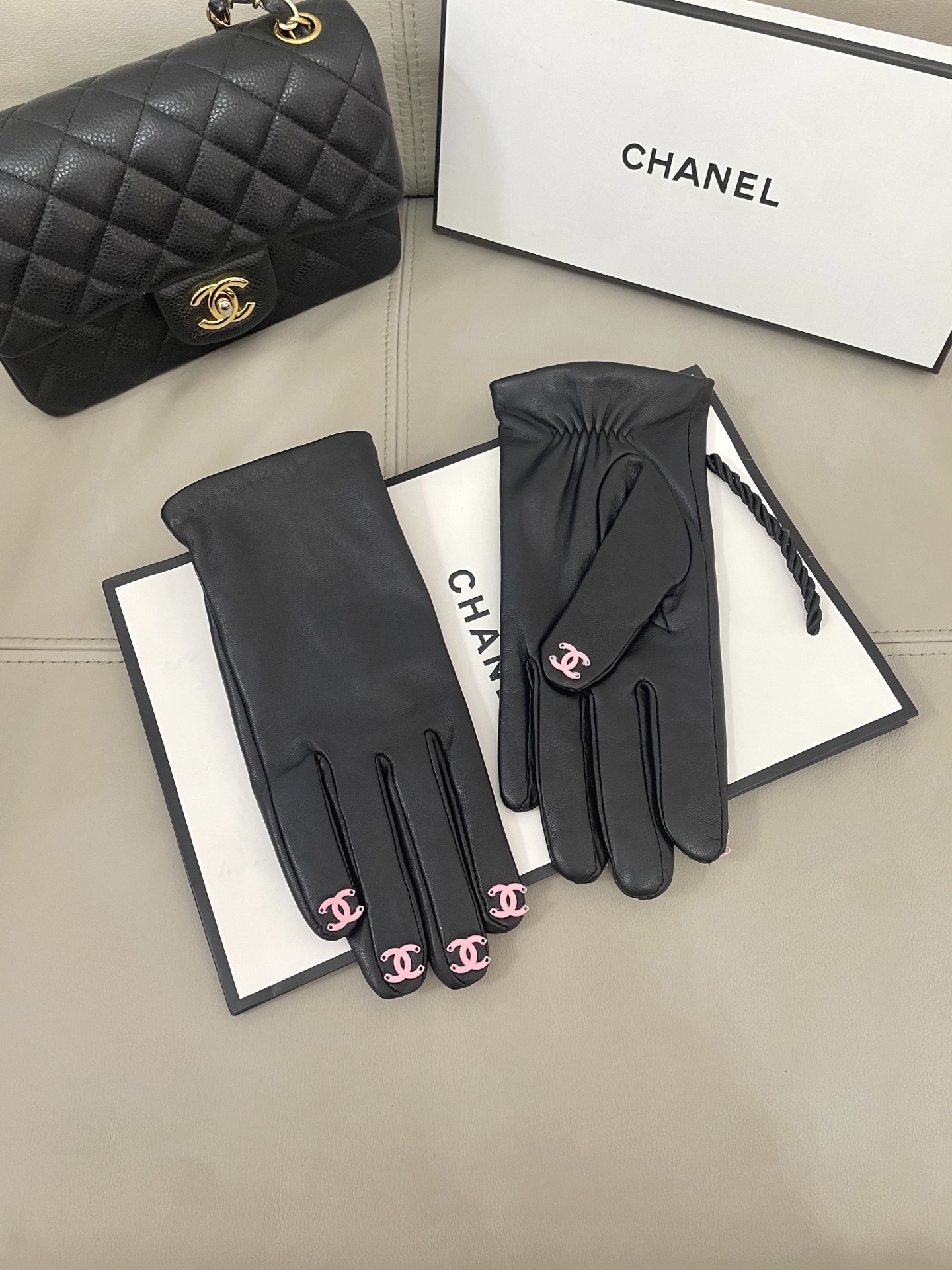 Cheap New Arrivals Chanel Gloves in 218666, $45 USD- [IB218666] - Replica Gloves
