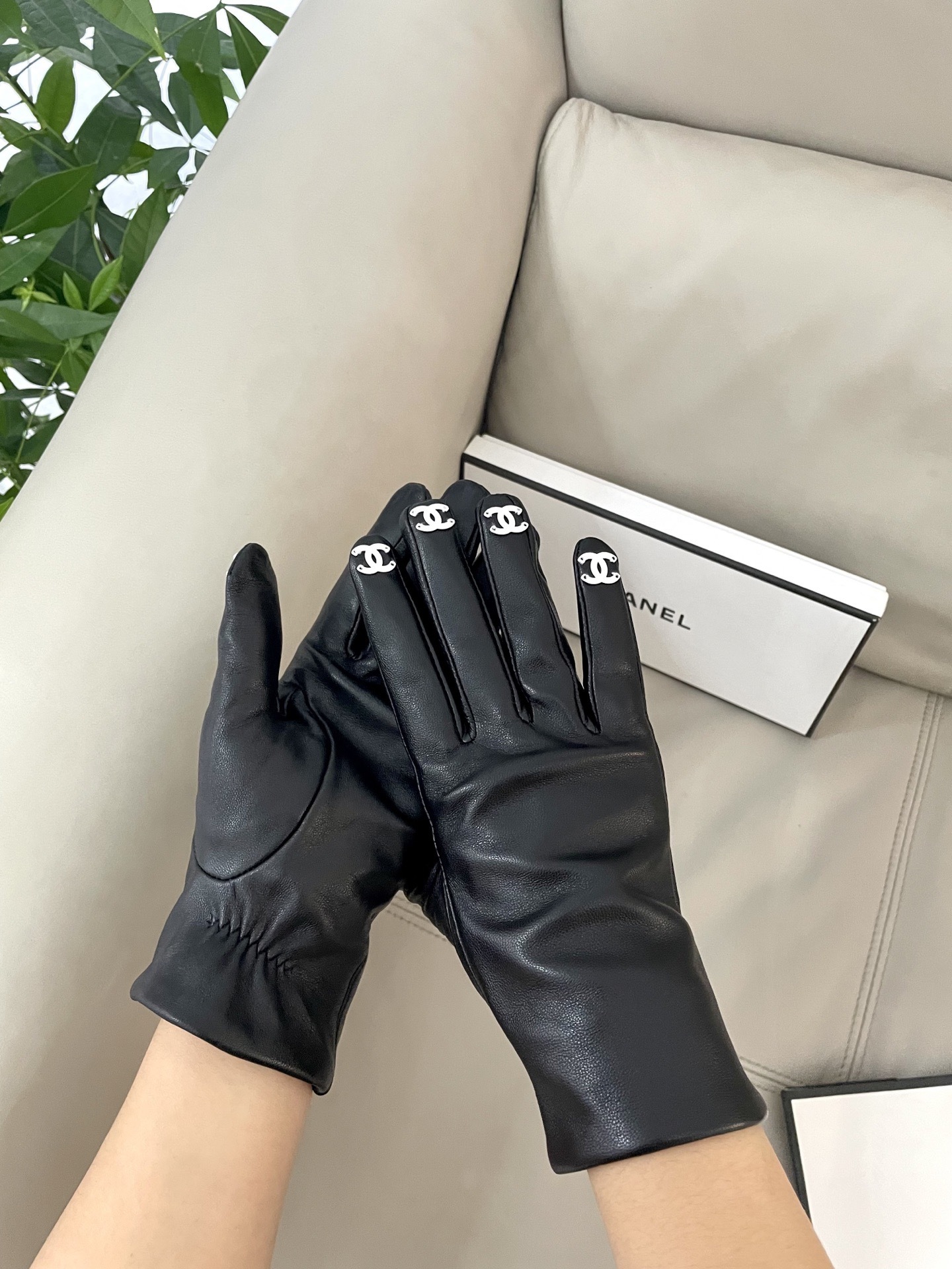Cheap New Arrivals Chanel Gloves in 218667, $45 USD- [IB218667] - Replica Gloves