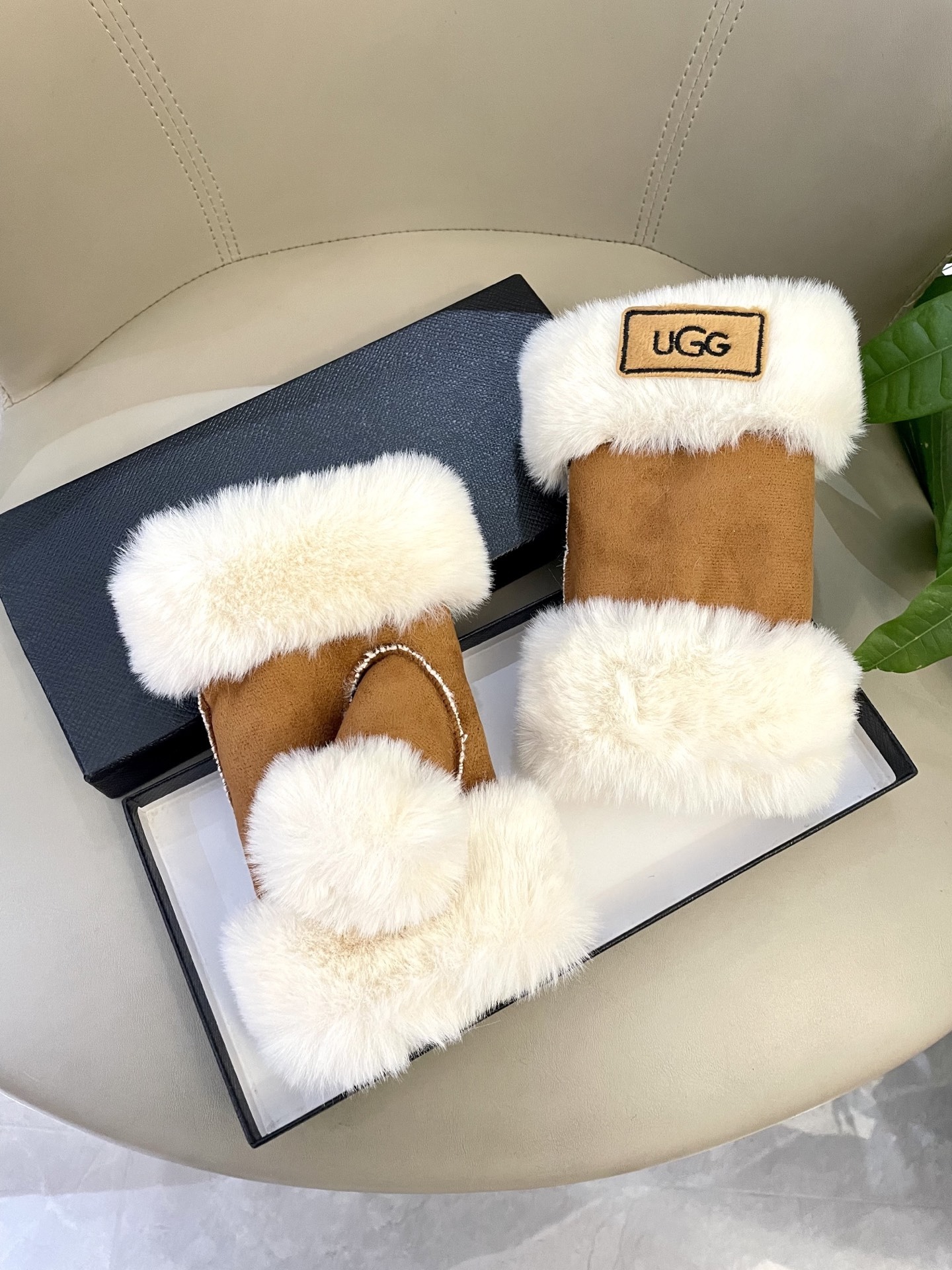 Cheap New Arrivals Prada Gloves in 218776, $40 USD- [IB218776] - Replica Gloves