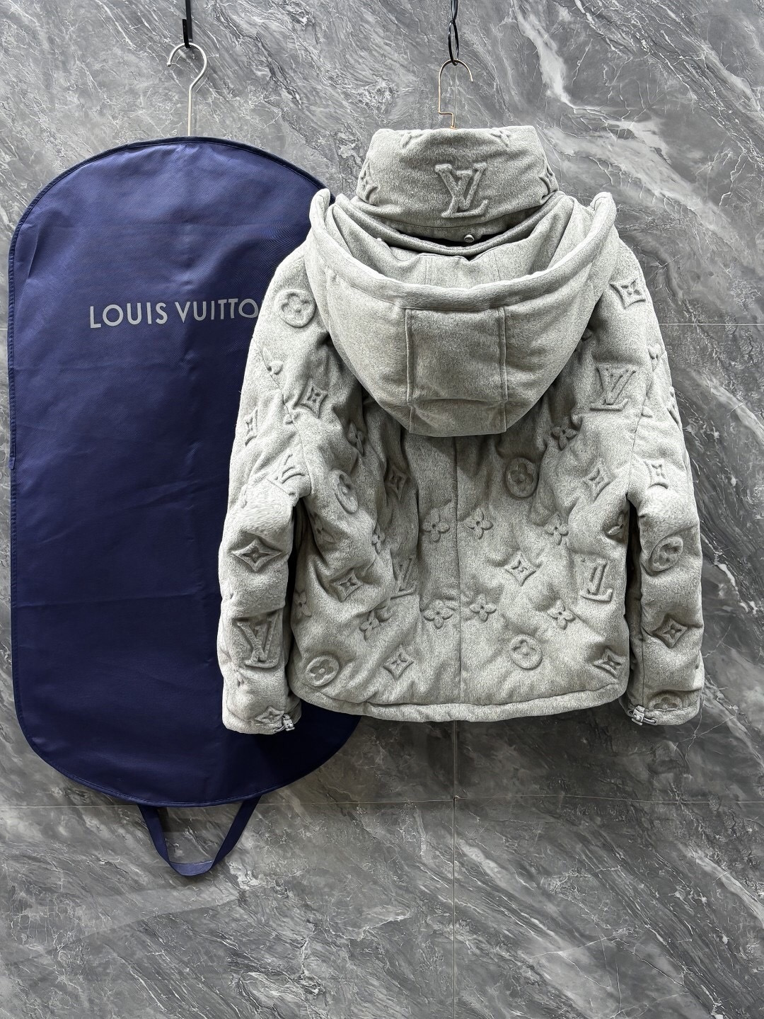 Cheap Louis Vuitton Thick Jackets For Men in 218795, $205 USD- [IB218795] - Replica Louis Vuitton Thick Jackets For Men