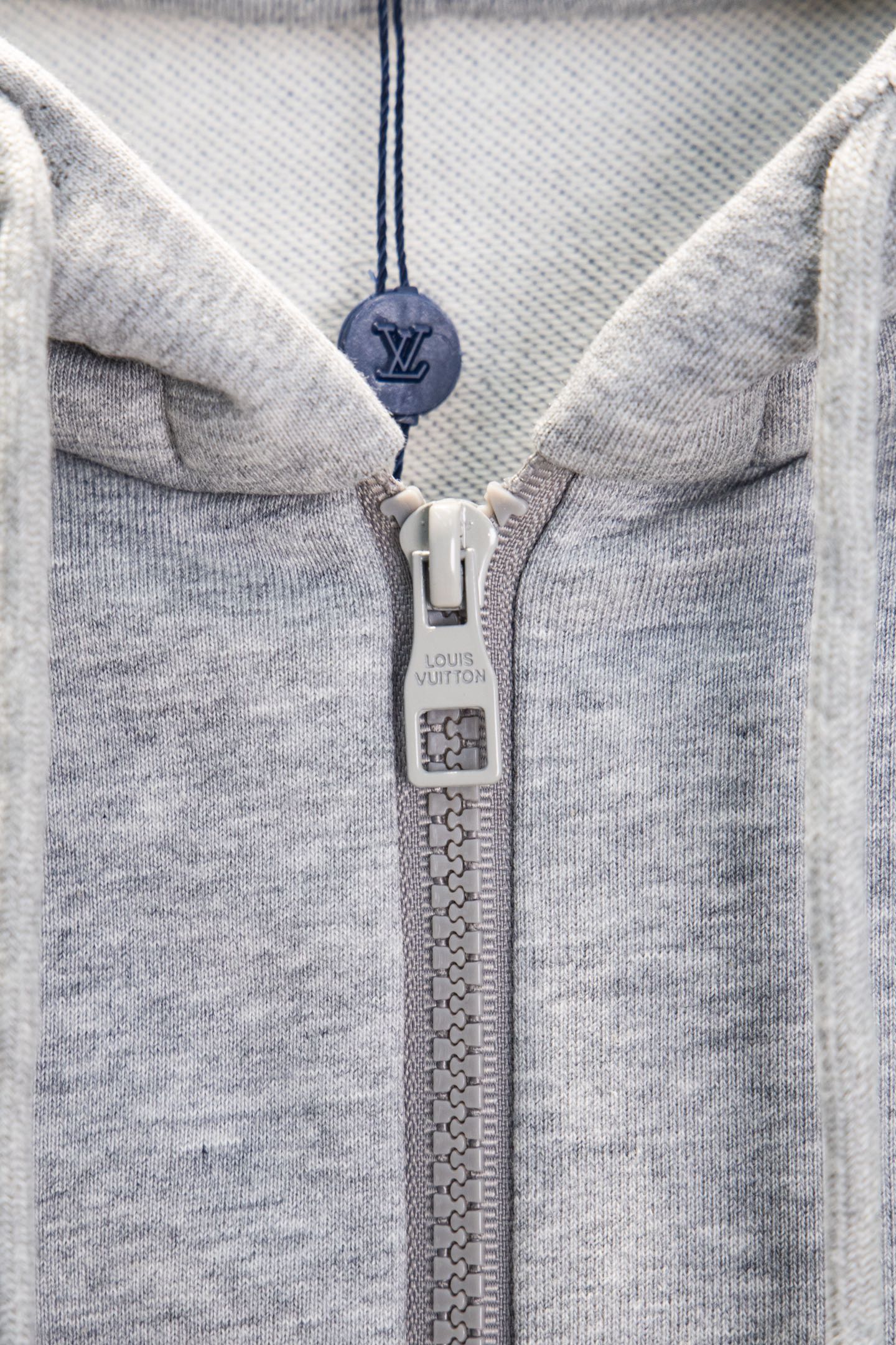 Cheap Louis Vuitton Thin Jackets For Men in 218805, $65 USD- [IB218805] - Replica Louis Vuitton Thin Jackets For Men