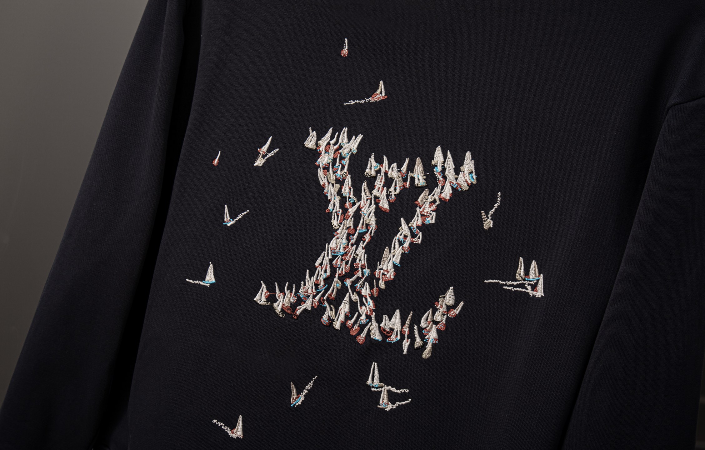 Cheap Louis Vuitton Hoodies for Men in 218811, $60 USD- [IB218811] - Replica Louis Vuitton Hoodies for Men