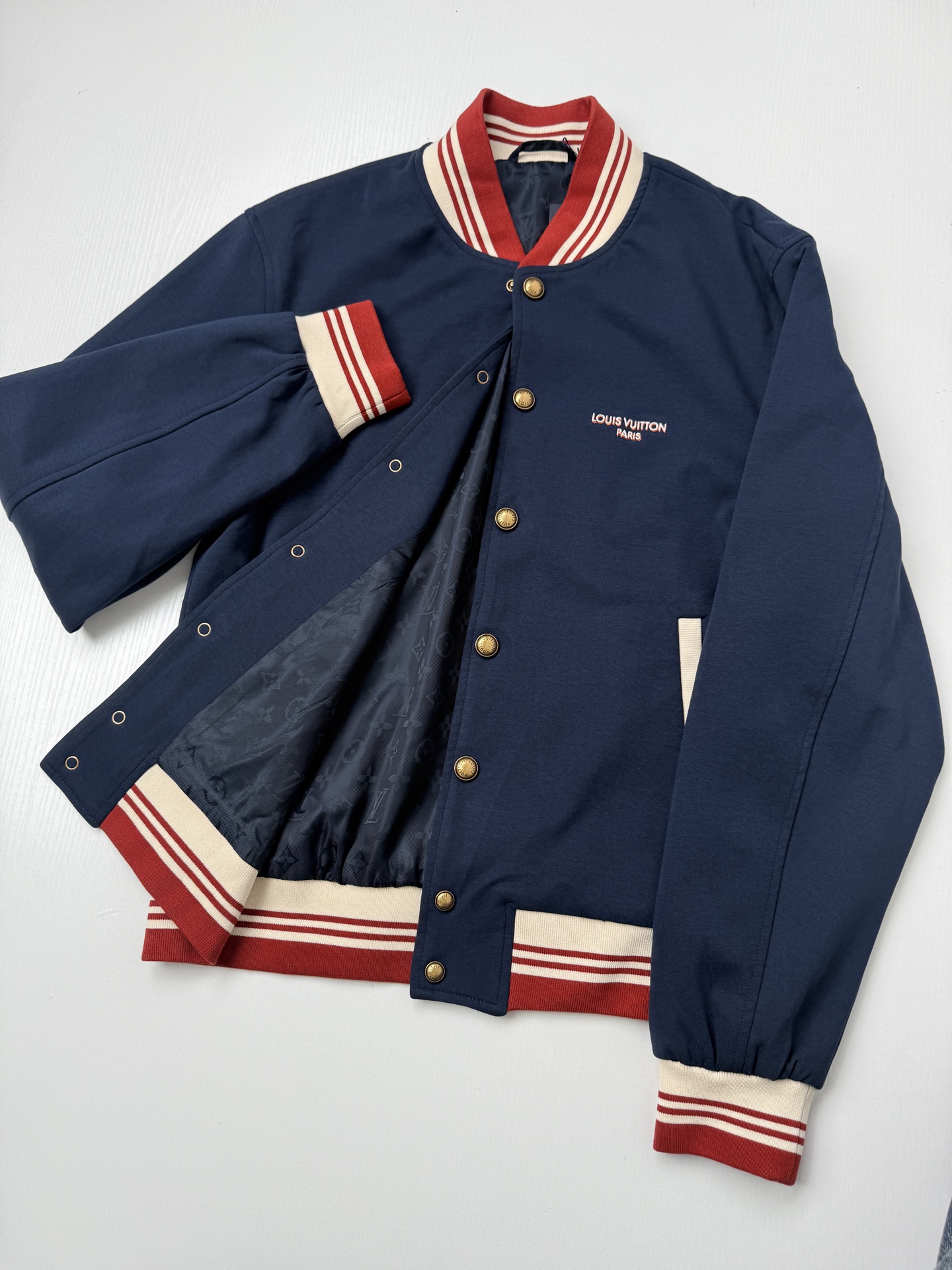Cheap Louis Vuitton Thin Jackets For Men in 218815, $105 USD- [IB218815] - Replica Louis Vuitton Thin Jackets For Men