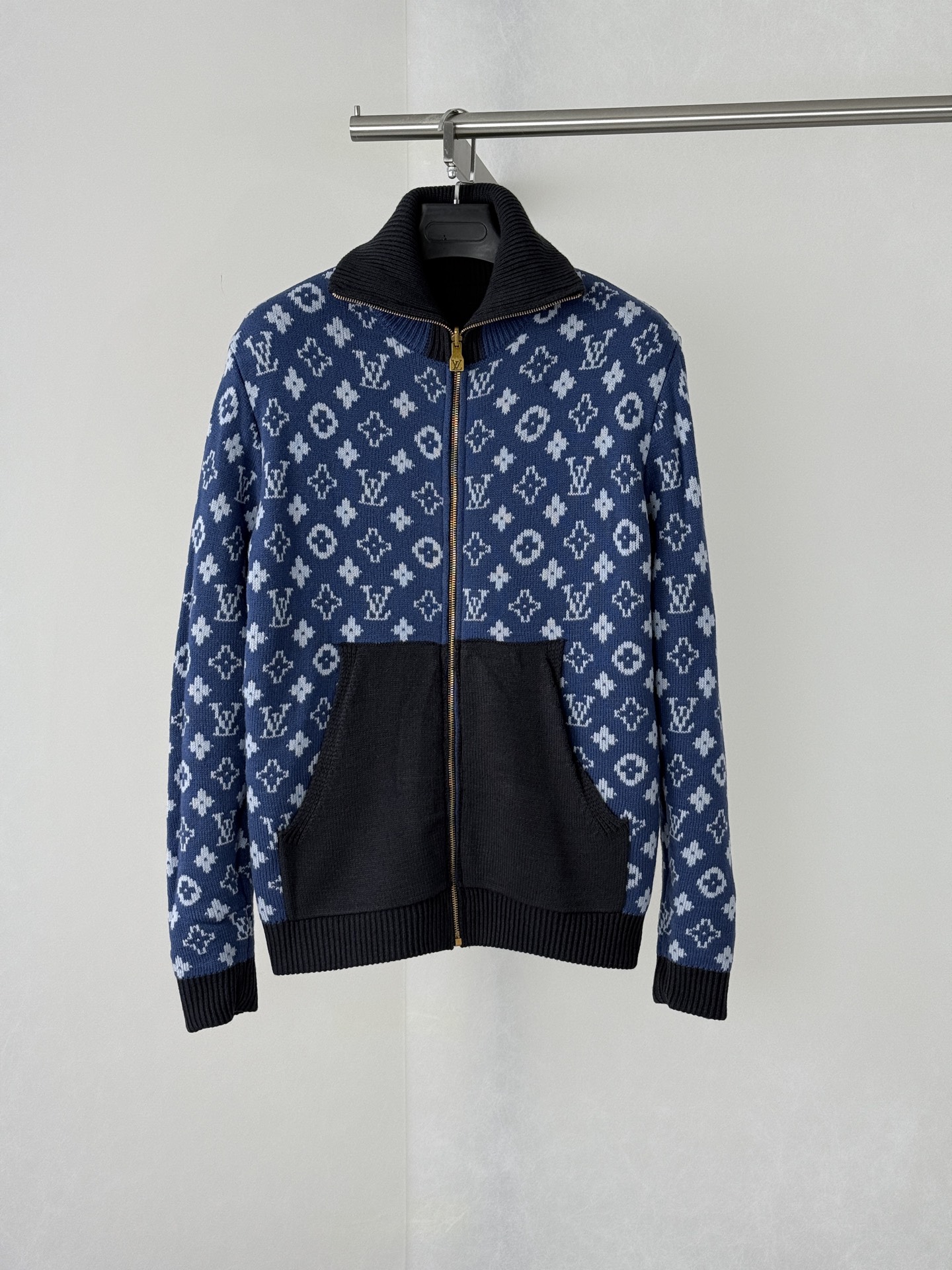 Cheap Louis Vuitton  Sweaters for Men in 218817, $205 USD- [IB218817] - Replica Louis Vuitton  Sweaters for Men